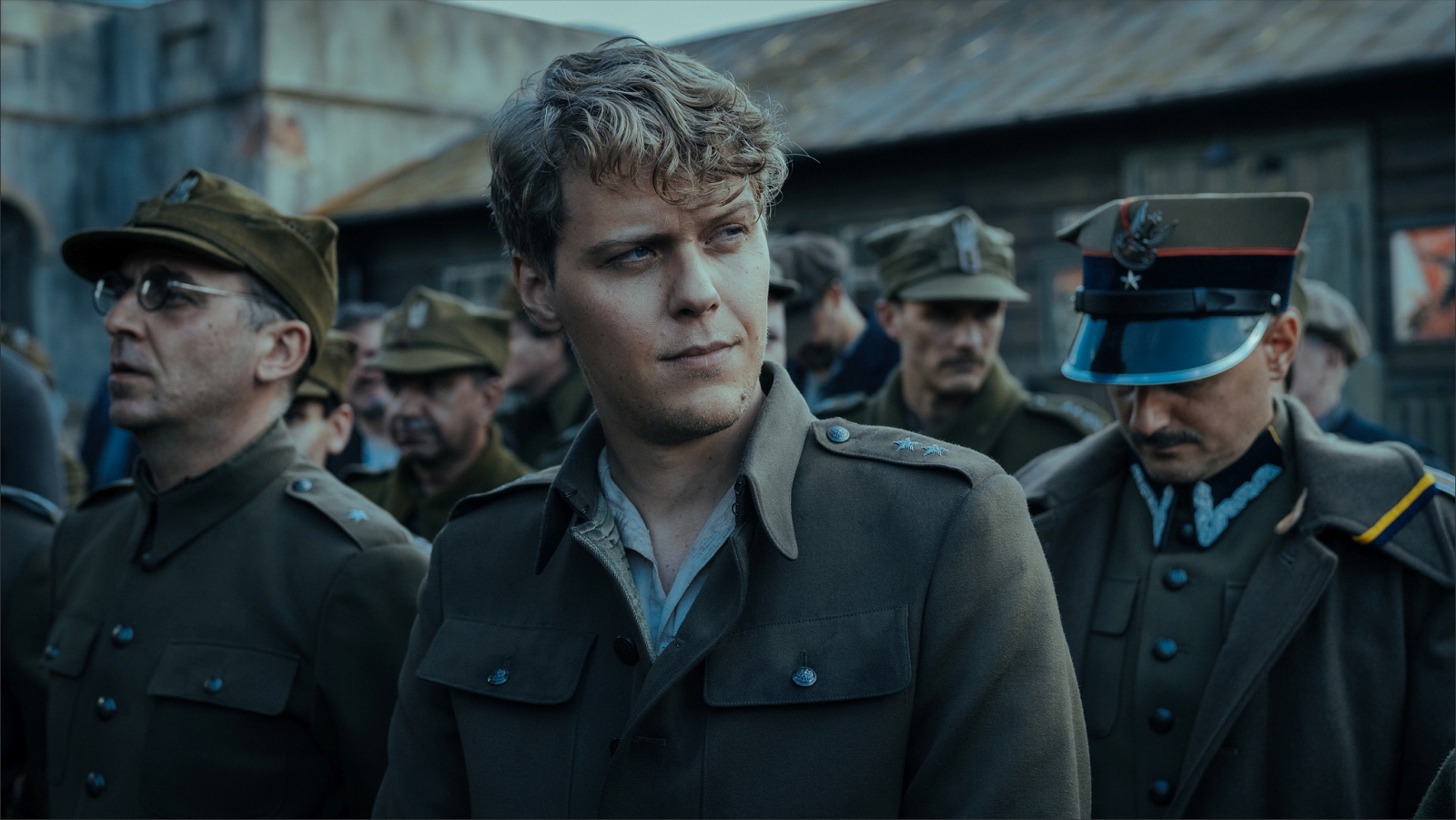 Obraz przedstawiający "Pojedynek” ze scenami ze Starych Oleszyc przedpremierowo w Rzeszowie