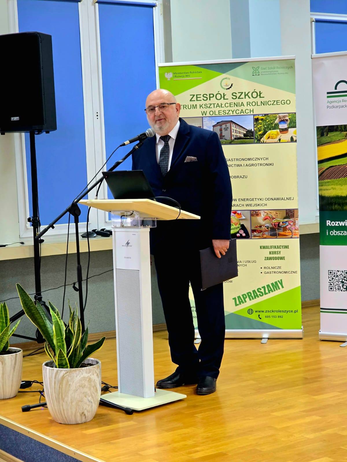 Obraz przedstawiający Wiedza i nowe kompetencje dla KGW na spotkaniu w Oleszycach