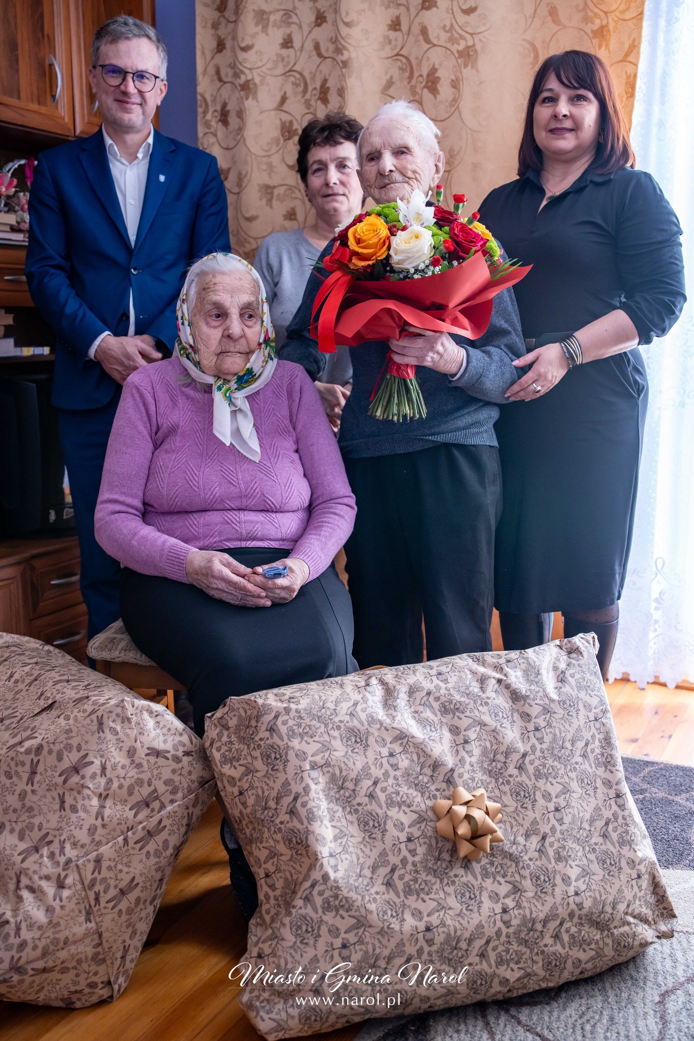 Obraz przedstawiający Setne urodziny mieszkańca gminy Narol. Piękny jubileusz Bolesława Brogowskiego