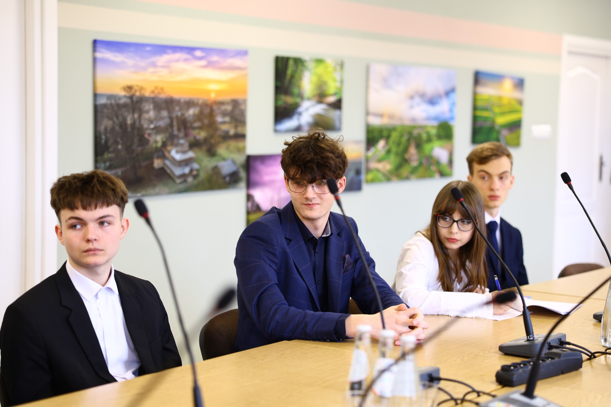 Obraz przedstawiający Młodzieżowa Rada Powiatu z ambitnymi planami