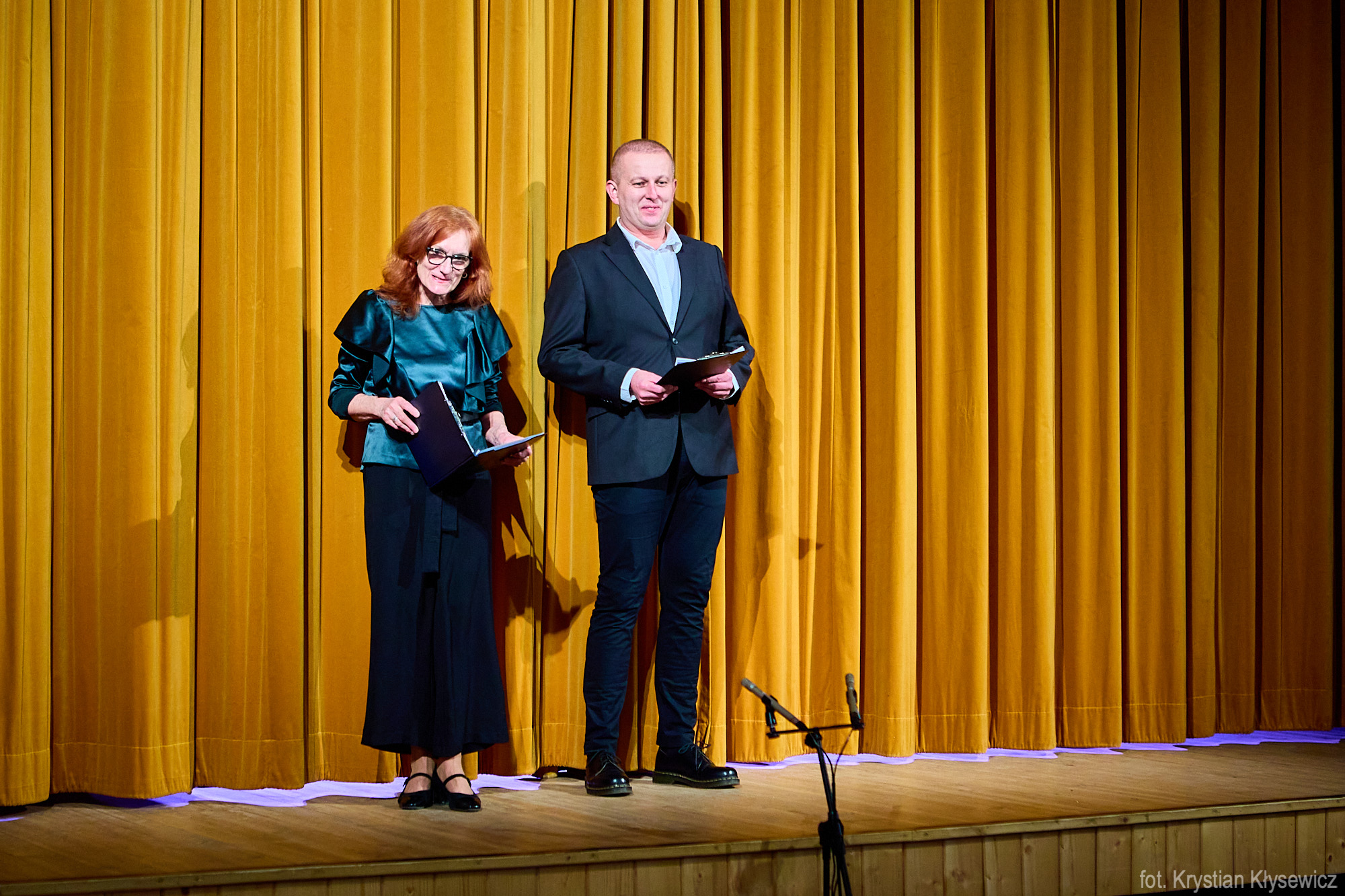 Obraz przedstawiający Biesiada Teatralna w Horyńcu-Zdroju oficjalnie otwarta