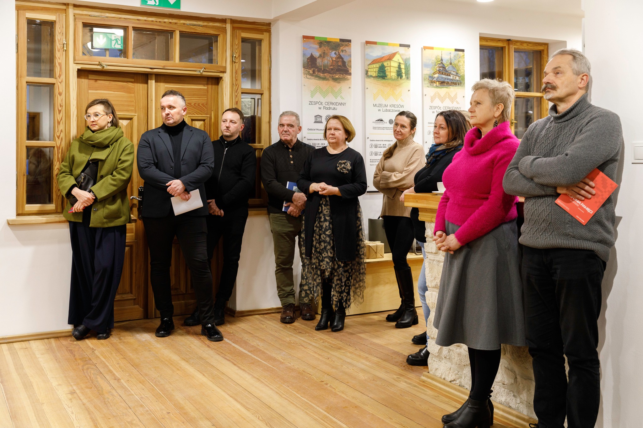 Obraz przedstawiający „Polifonia pamięci na granicach karpackich światów" dostępna w Radrużu 