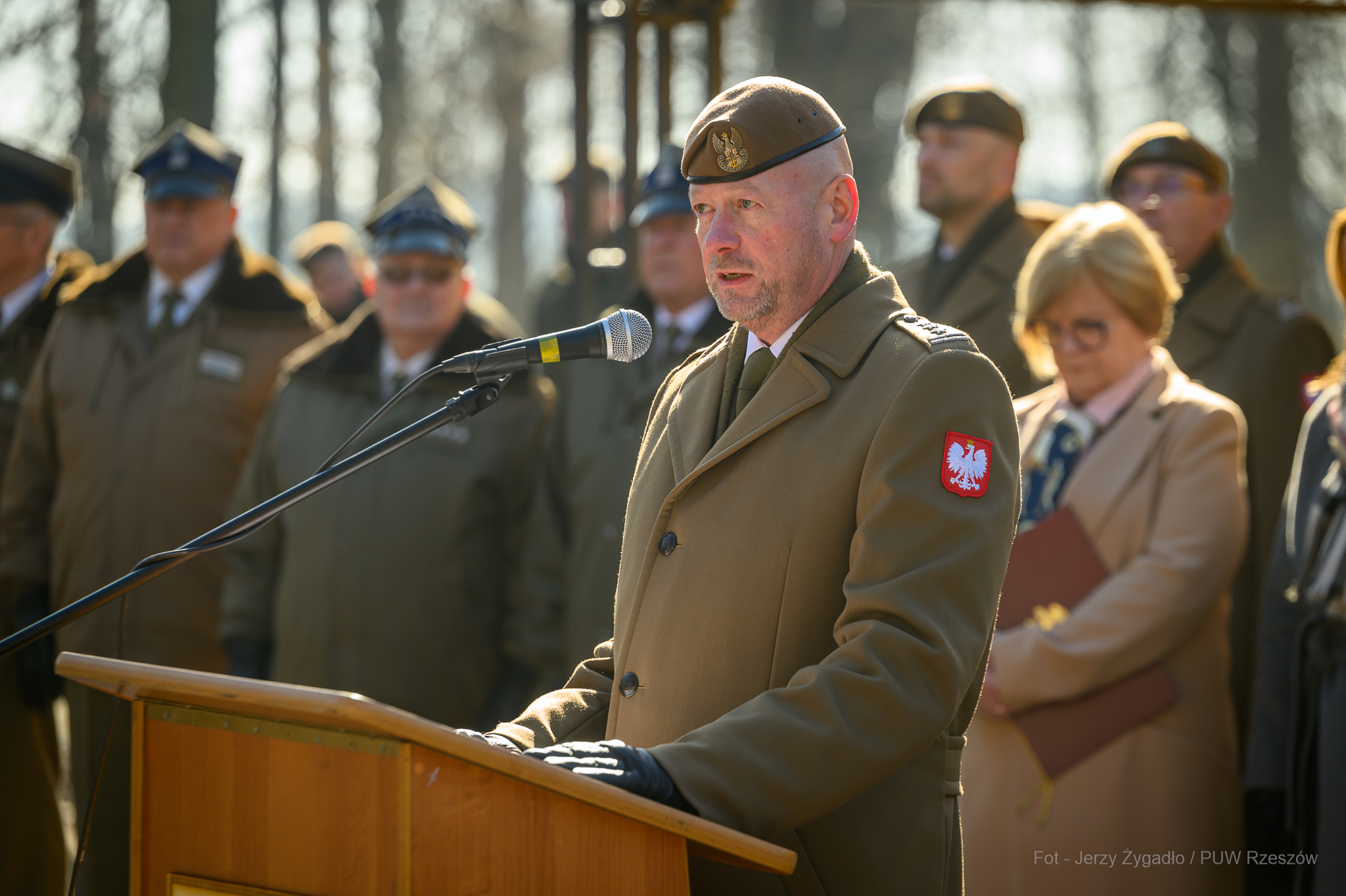 Obraz przedstawiający Żołnierze 20. Przemyskiej Brygady Obrony Terytorialnej złożyli przysięgę