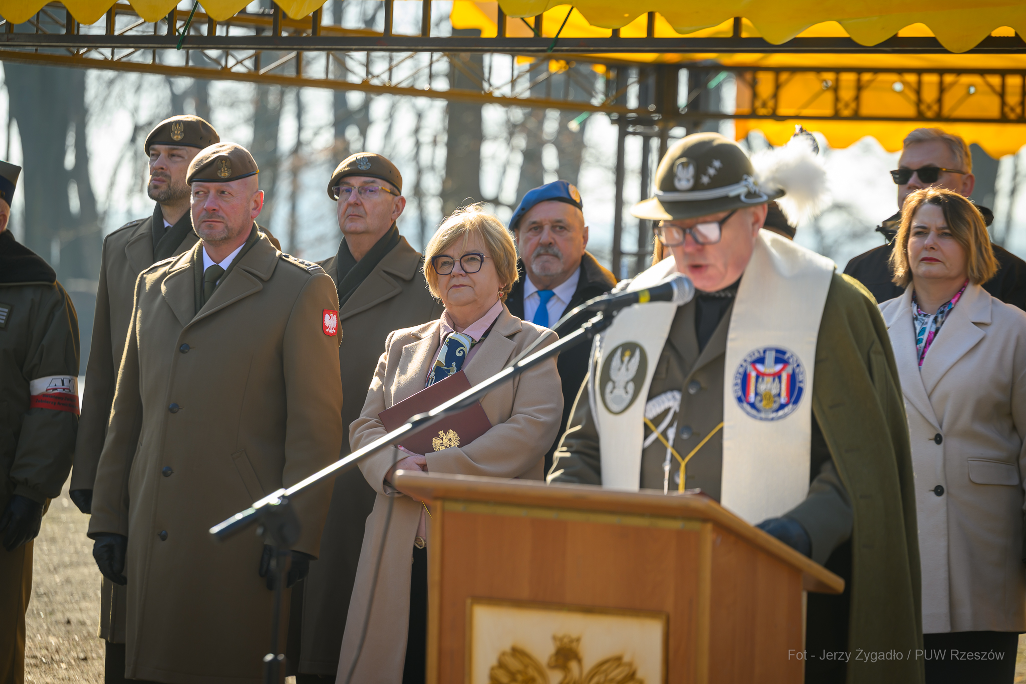 Obraz przedstawiający Żołnierze 20. Przemyskiej Brygady Obrony Terytorialnej złożyli przysięgę