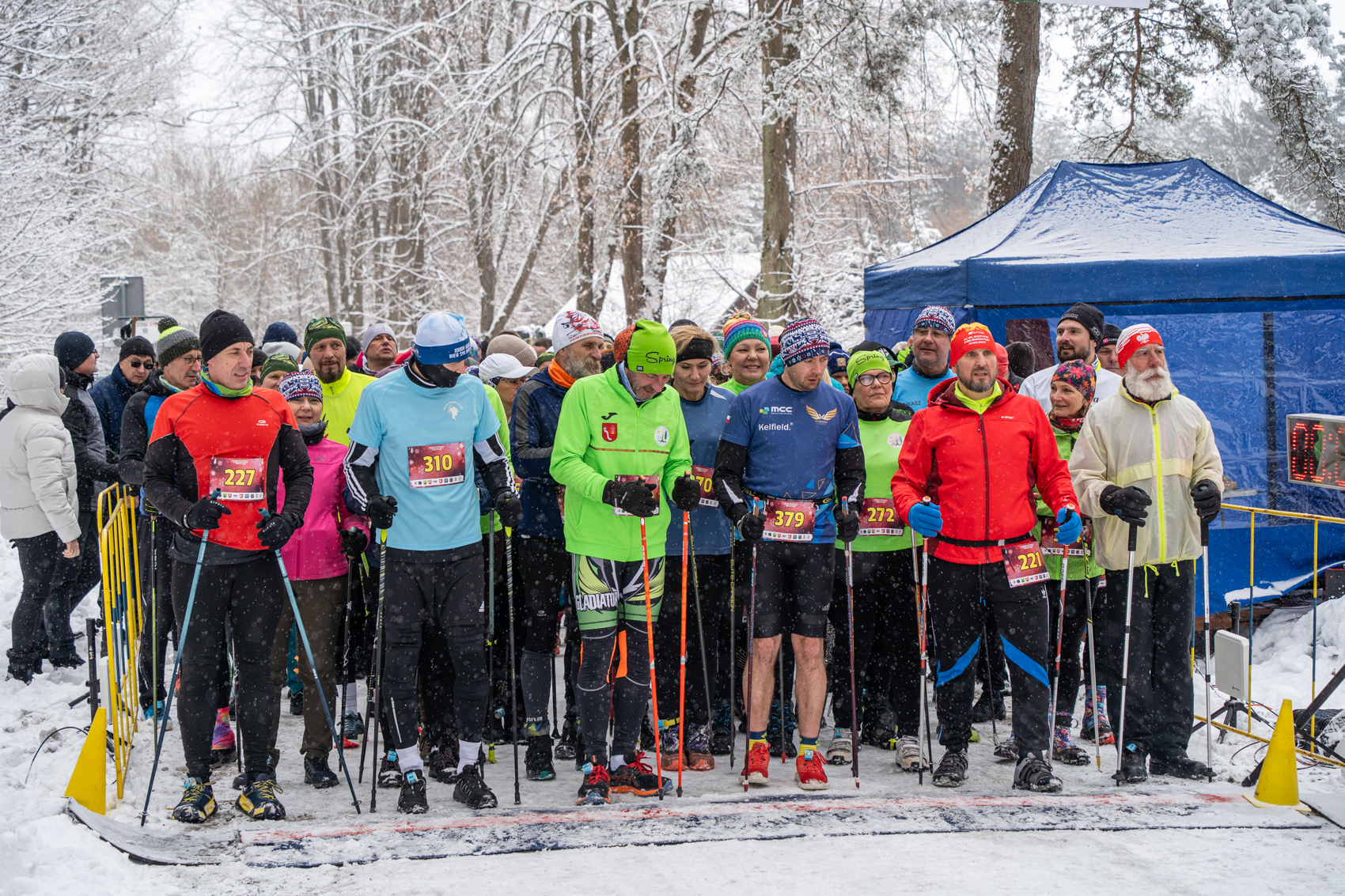 Obraz przedstawiający Sportowe emocje w zimowych warunkach - XI Trail Półmaraton i X Nordic Walking