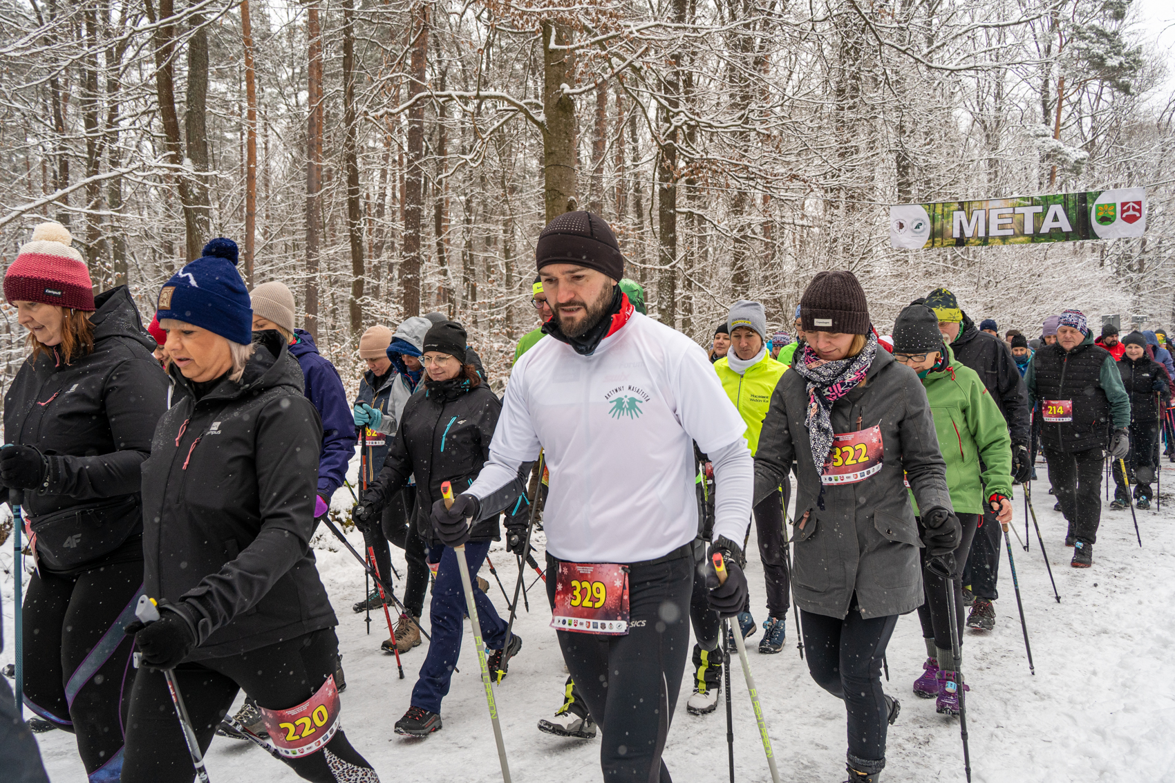 Obraz przedstawiający Sportowe emocje w zimowych warunkach - XI Trail Półmaraton i X Nordic Walking