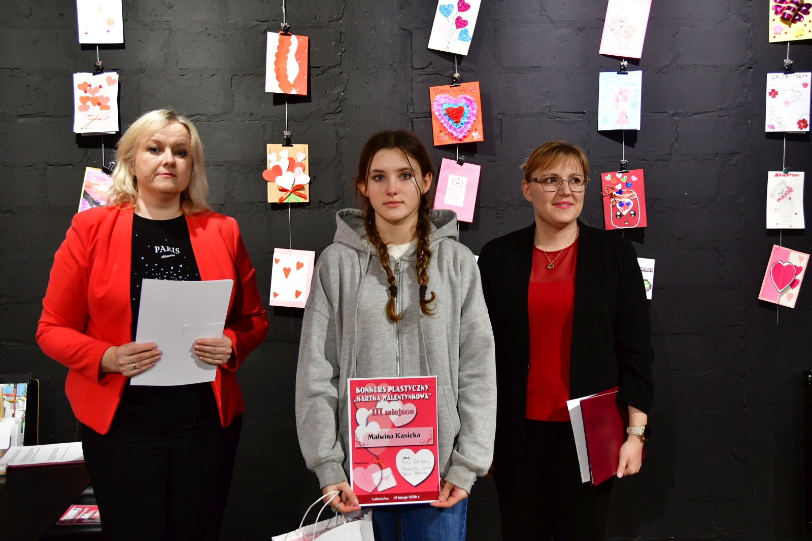 Obraz przedstawiający MDK Lubaczów: Wybrano najpiękniejsze Kartki Walentynkowe 