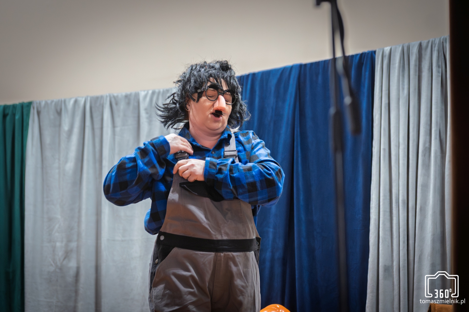 Obraz przedstawiający Karnawałowy występ „Niespodzianki” w Krowicy Samej [ZDJĘCIA]