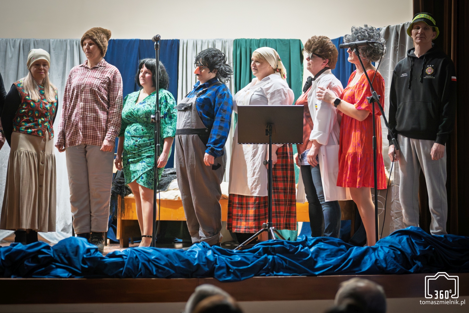 Obraz przedstawiający Karnawałowy występ „Niespodzianki” w Krowicy Samej [ZDJĘCIA]