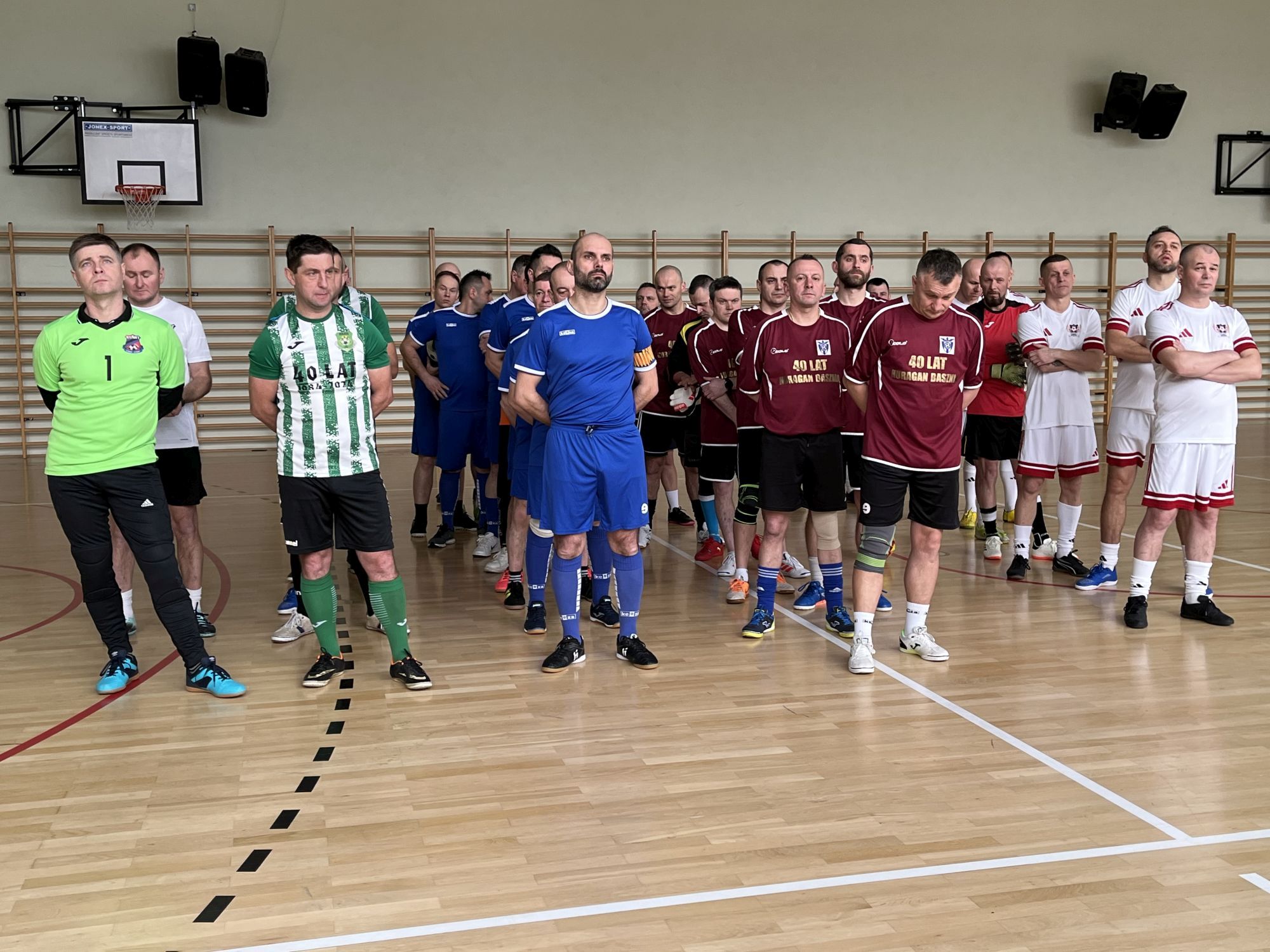 Obraz przedstawiający Huragan Basznia Dolna triumfuje w turnieju Old Boyów o Puchar Wójta Gminy Lubaczów