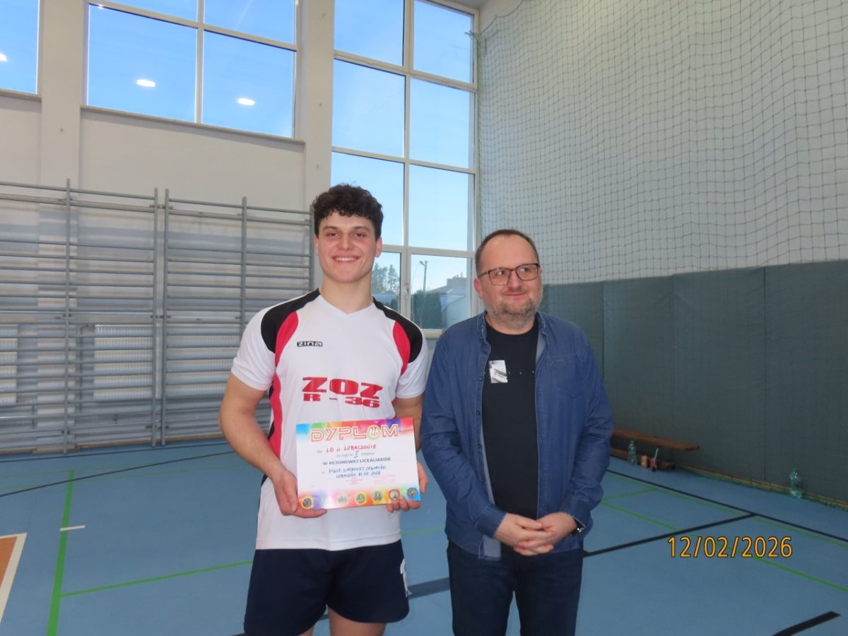 Obraz przedstawiający Siatkówka: LO w Lubaczowie wygrywa zawody rejonowe