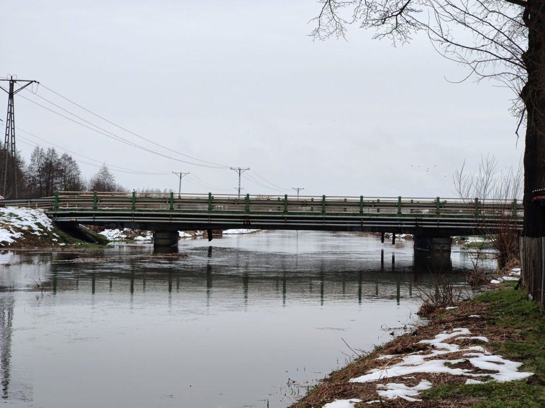 most na rzece w Lubaczowie