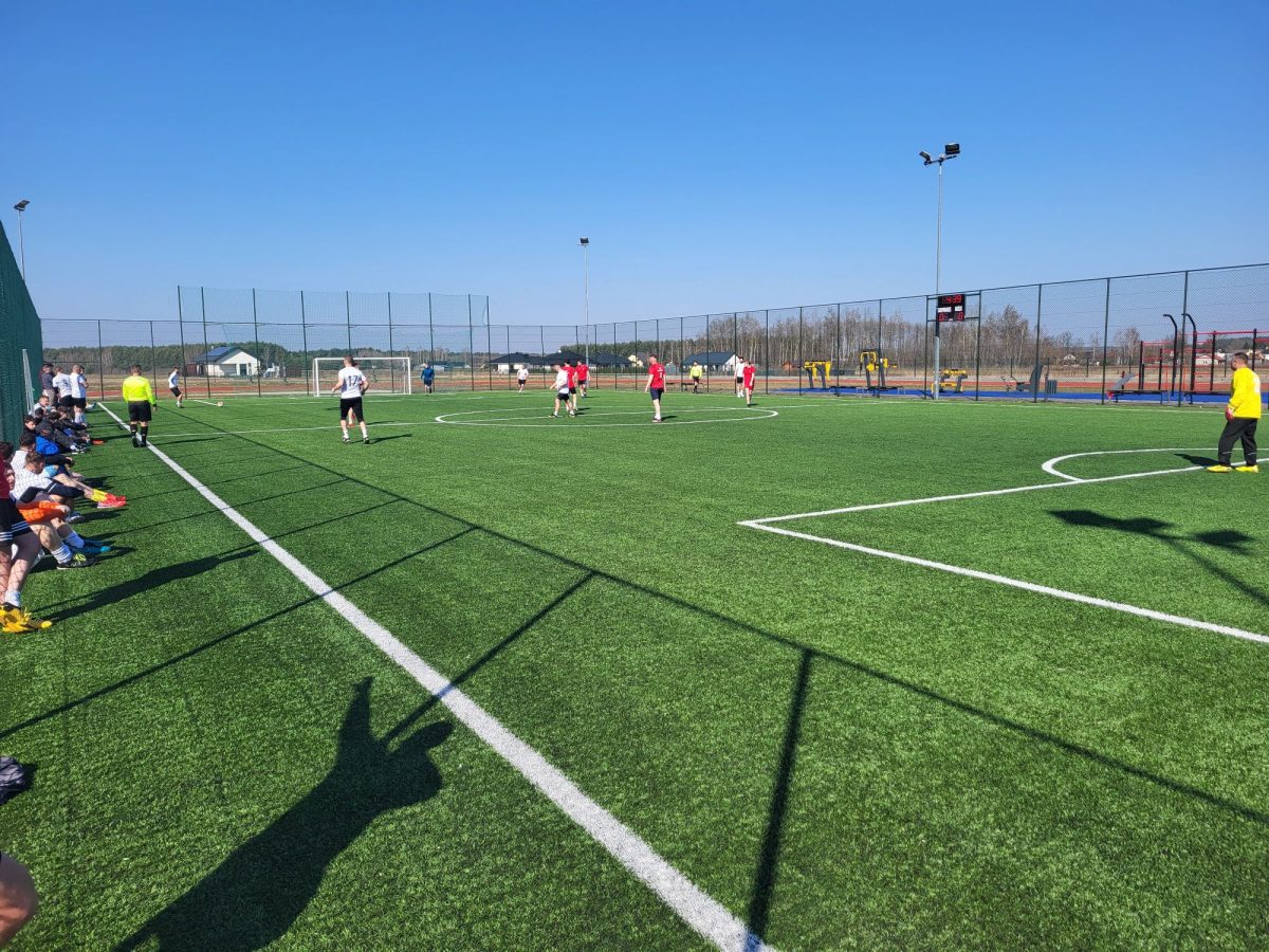 Obraz przedstawiający Straż Graniczna zwycięzcą Turnieju Służb Mundurowych o puchar Wójta Gminy Lubaczów