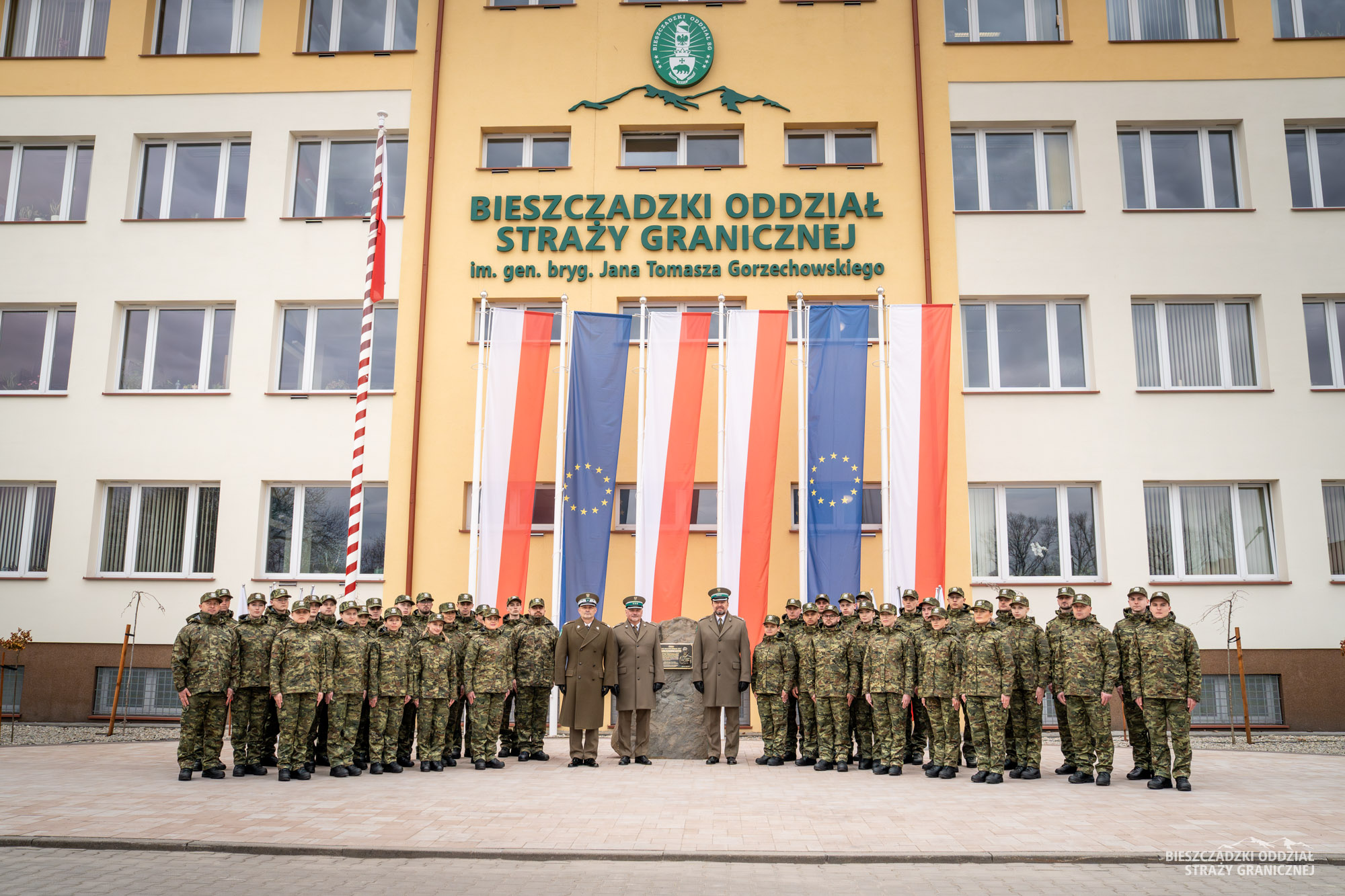 Obraz przedstawiający Nowi funkcjonariusze w szeregach Straży Granicznej [ZDJĘCIA]