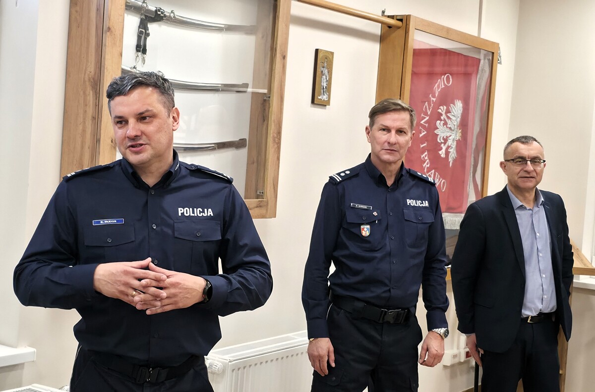 Obraz przedstawiający Dzień Kobiet w lubaczowskiej komendzie [ZDJĘCIA]