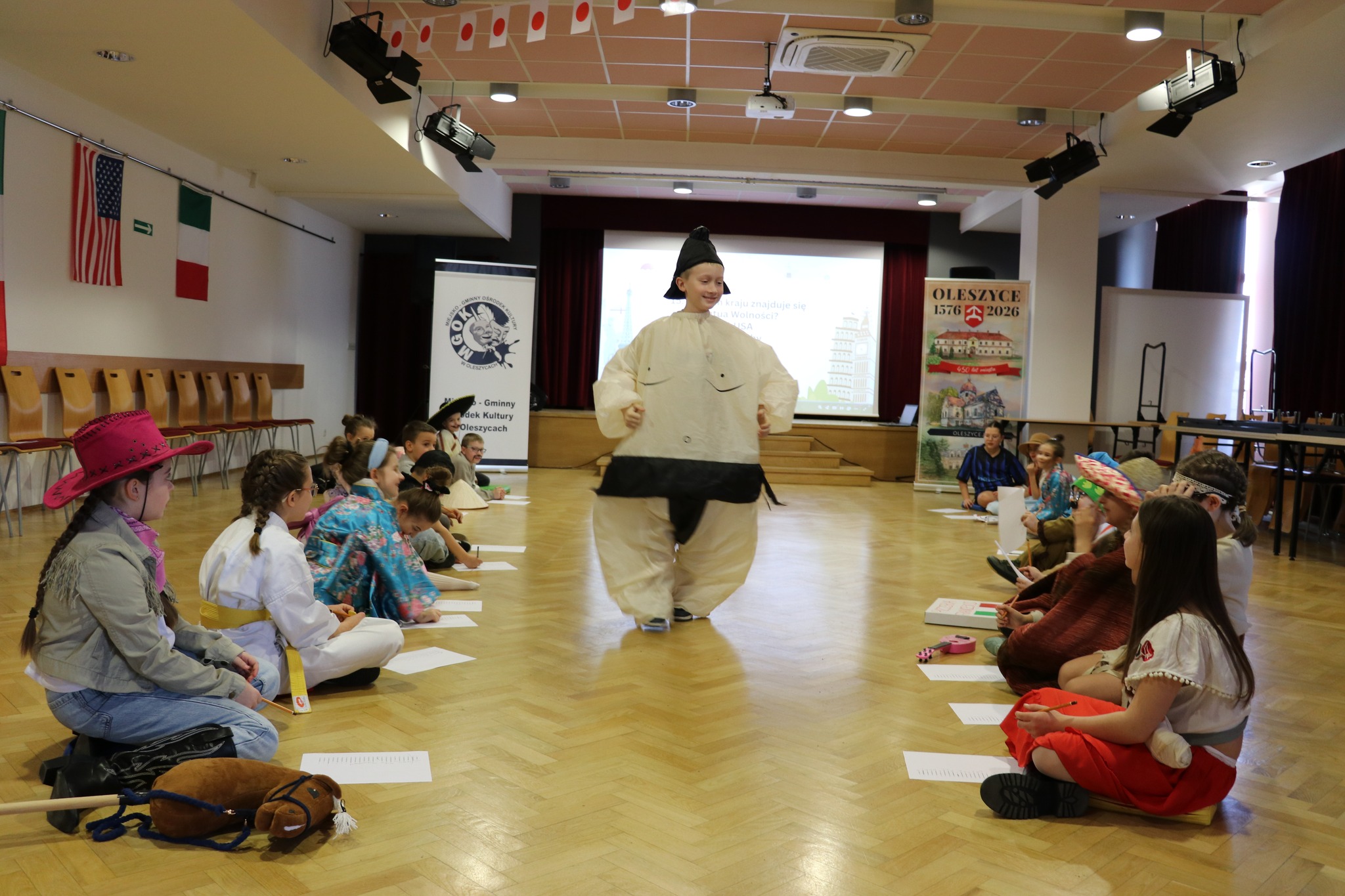 Obraz przedstawiający Ferie, które pachniały światem – międzynarodowa przygoda w MGOK w Oleszycach