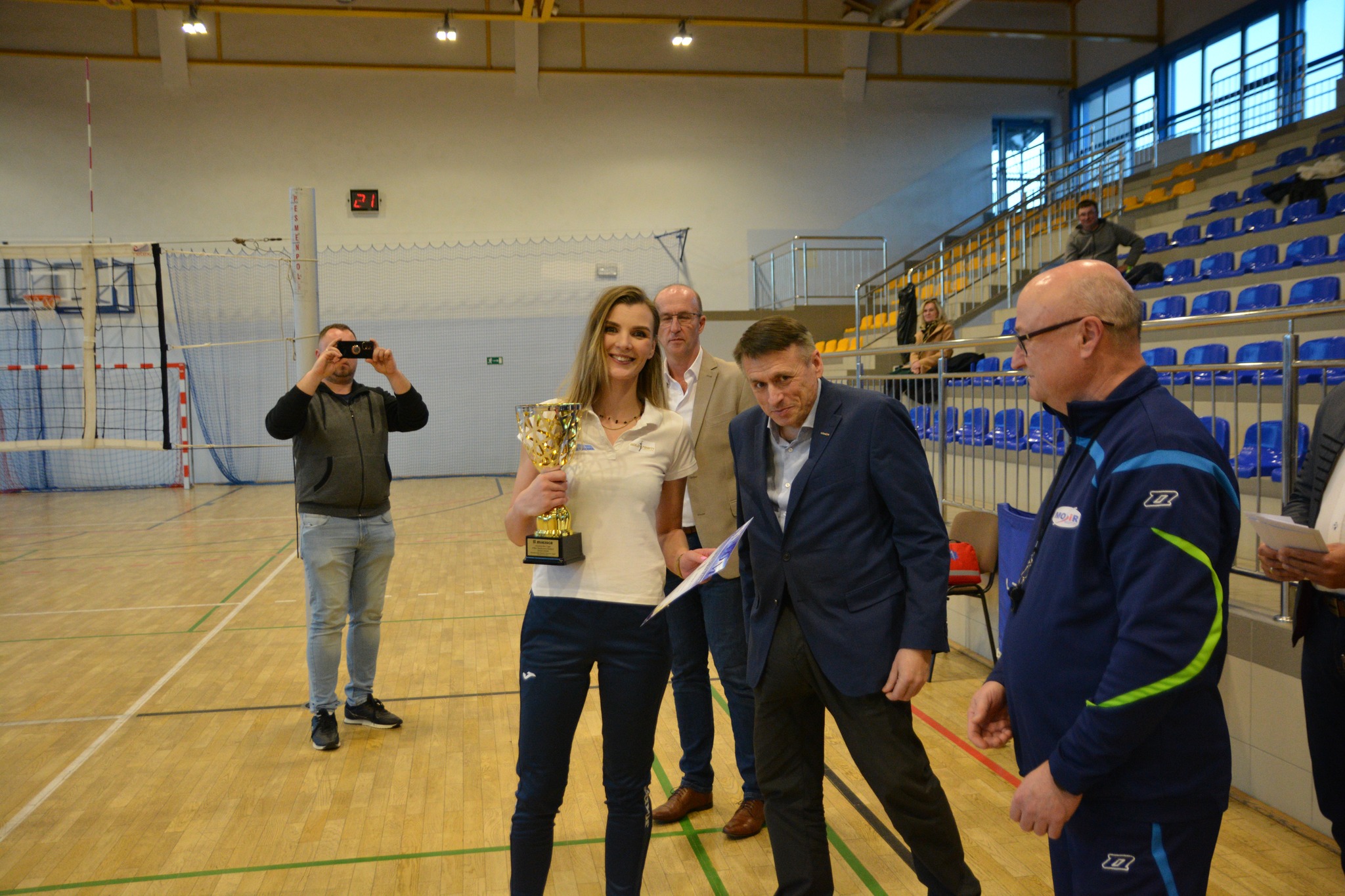 Obraz przedstawiający ALPS Lubaczów: PB Lubaczów mistrzem siatkarskich rozgrywek