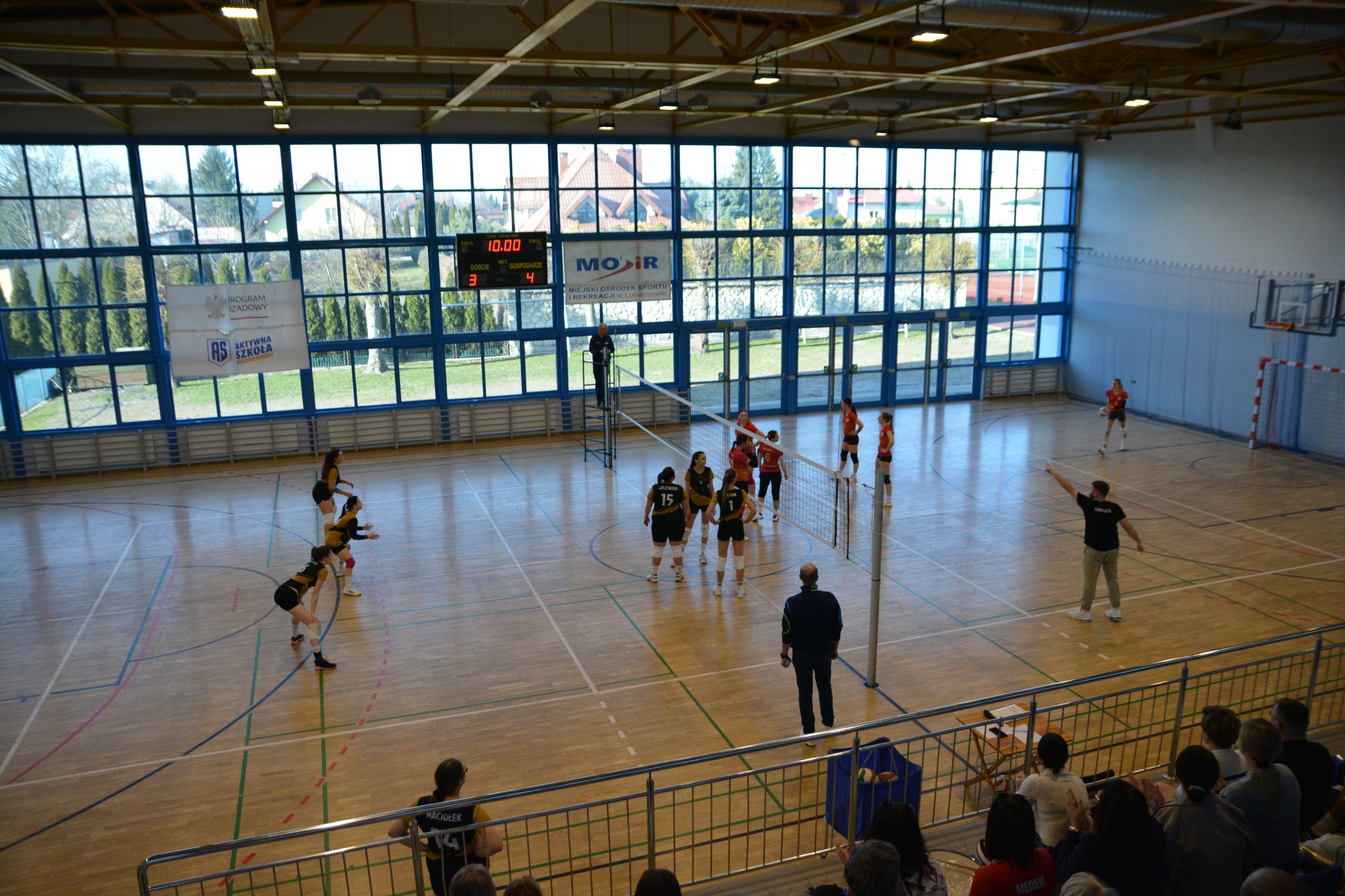 Obraz przedstawiający ALPS Lubaczów: PB Lubaczów mistrzem siatkarskich rozgrywek