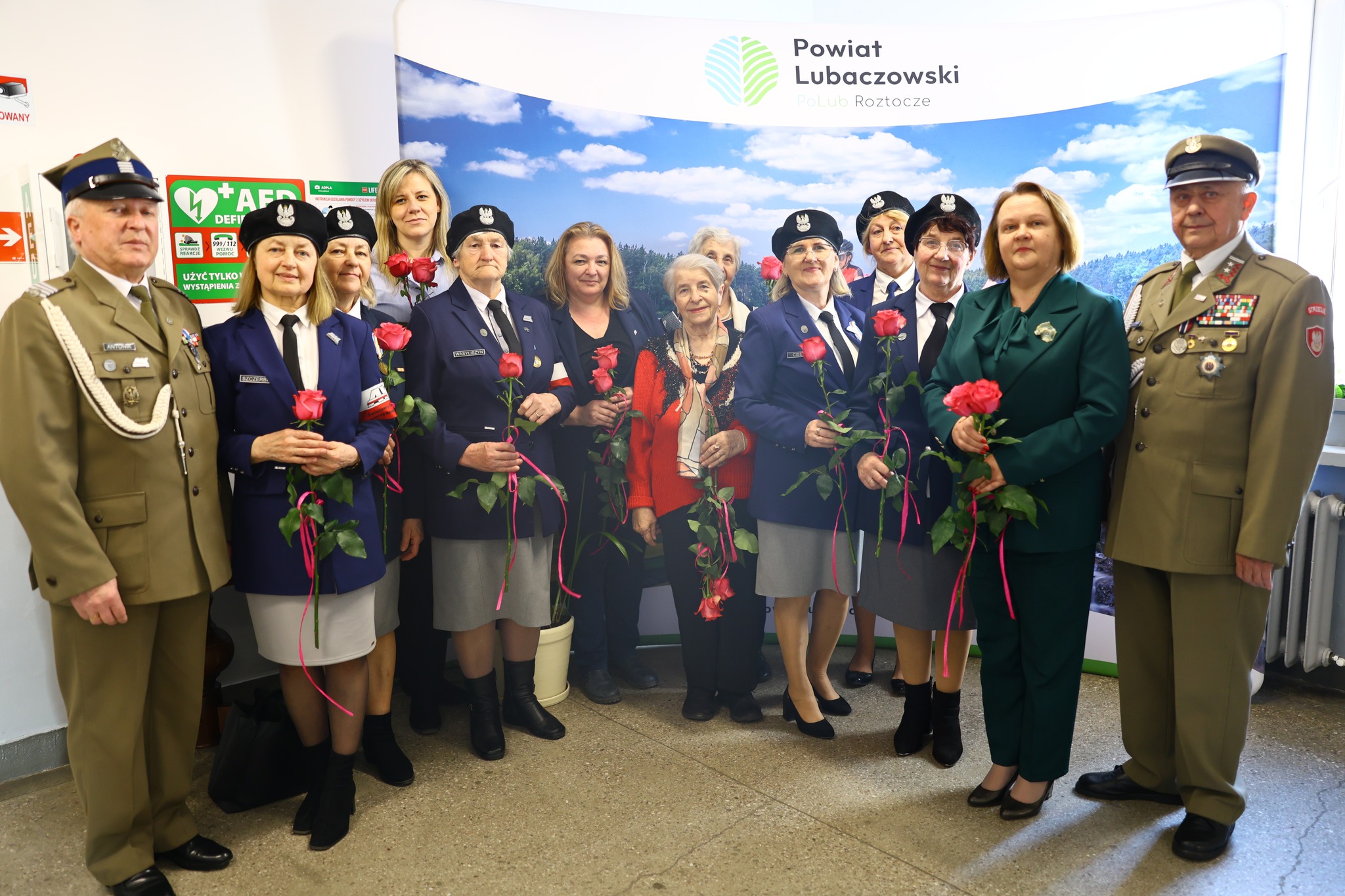 Obraz przedstawiający Wyjątkowe spotkanie z okazji Dnia Kobiet w Starostwie Powiatowym w Lubaczowie