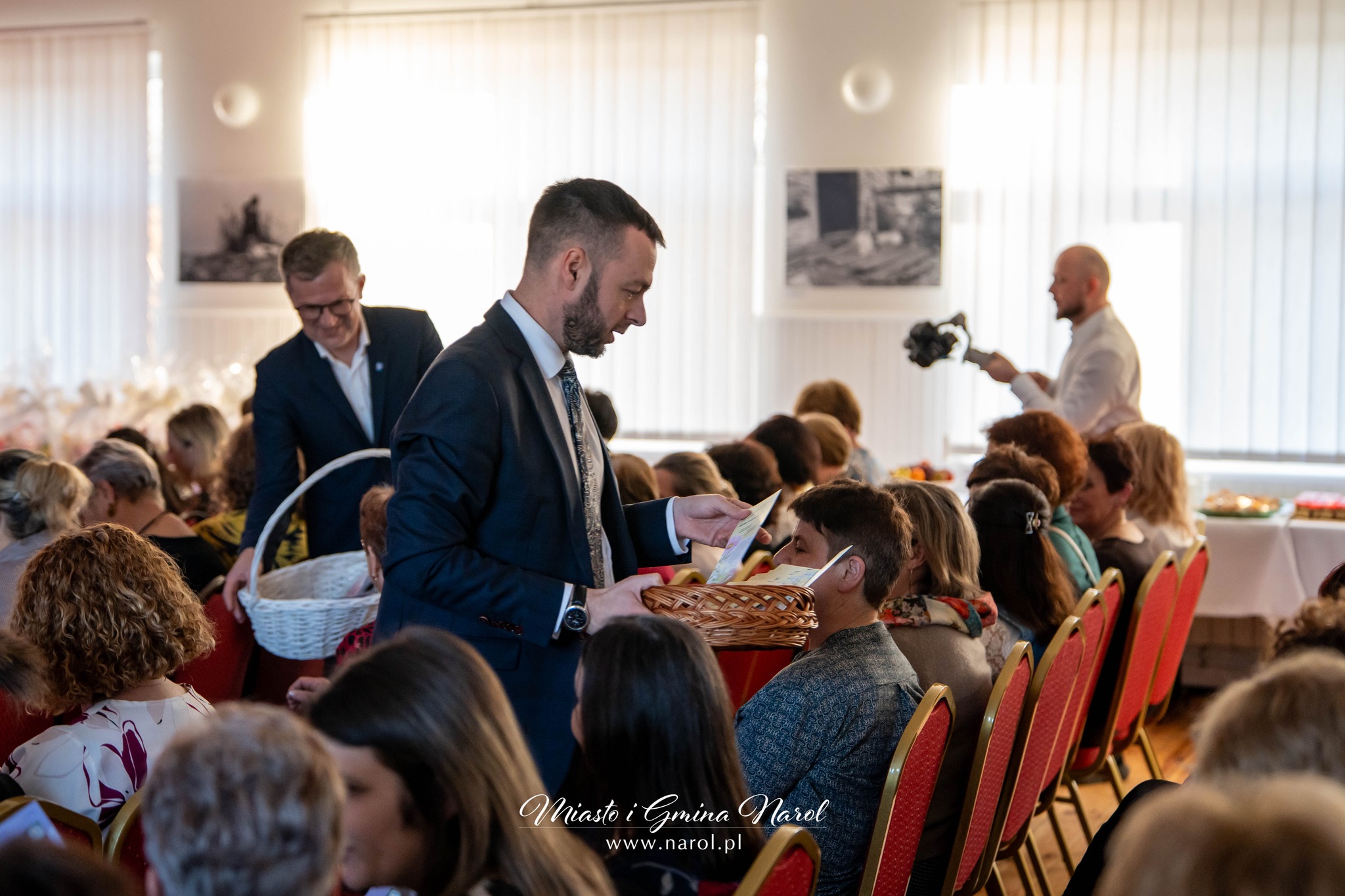 Obraz przedstawiający Wyjątkowe spotkanie z okazji Dnia Kobiet w Narolu [ZDJĘCIA]