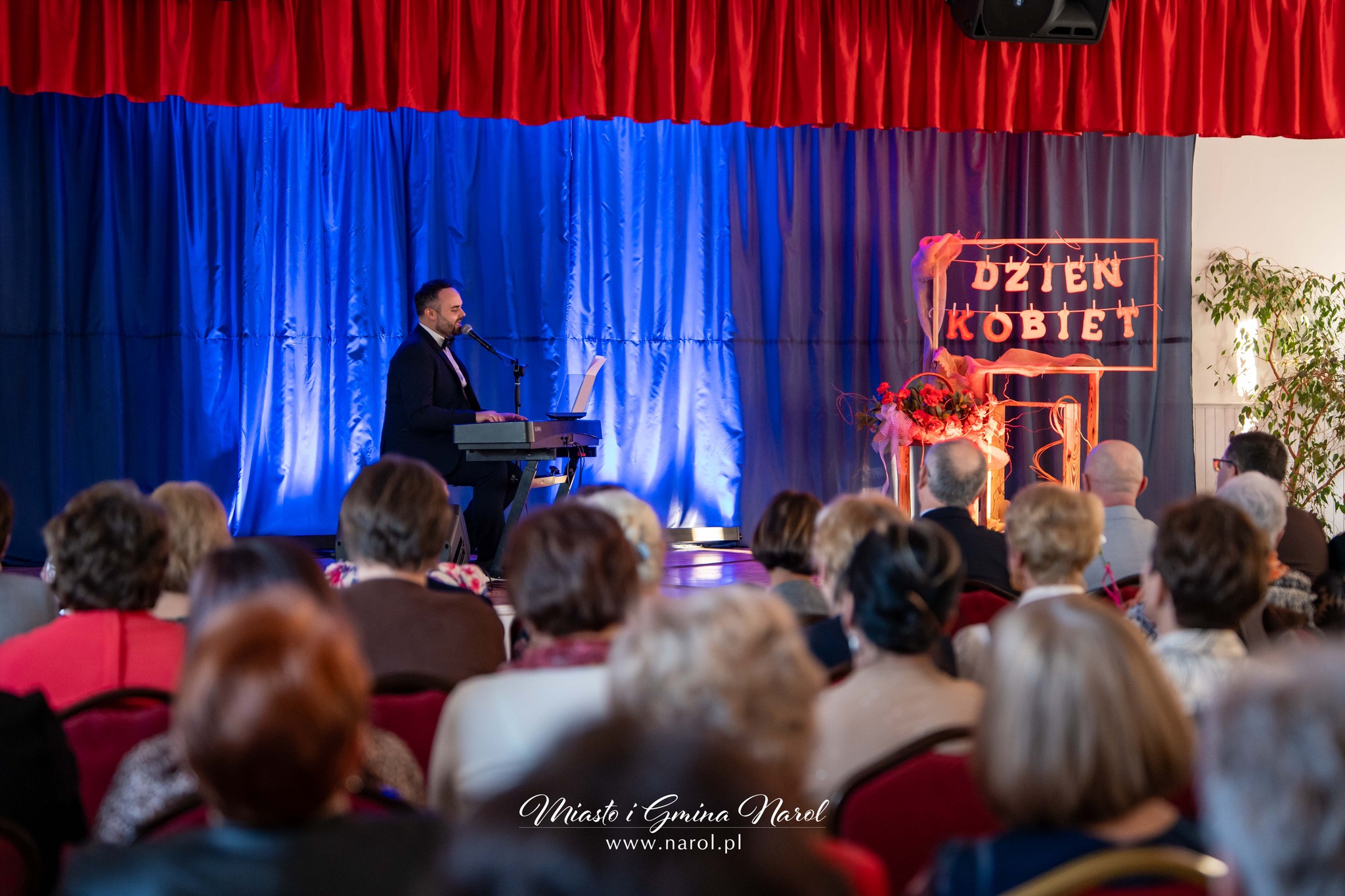 Obraz przedstawiający Wyjątkowe spotkanie z okazji Dnia Kobiet w Narolu [ZDJĘCIA]