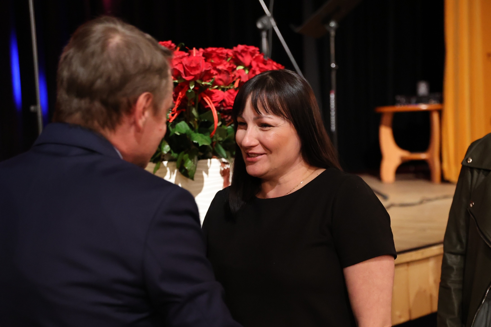 Obraz przedstawiający Gminny Dzień Kobiet w Horyńcu-Zdroju. Muzyczne życzenia dla pań