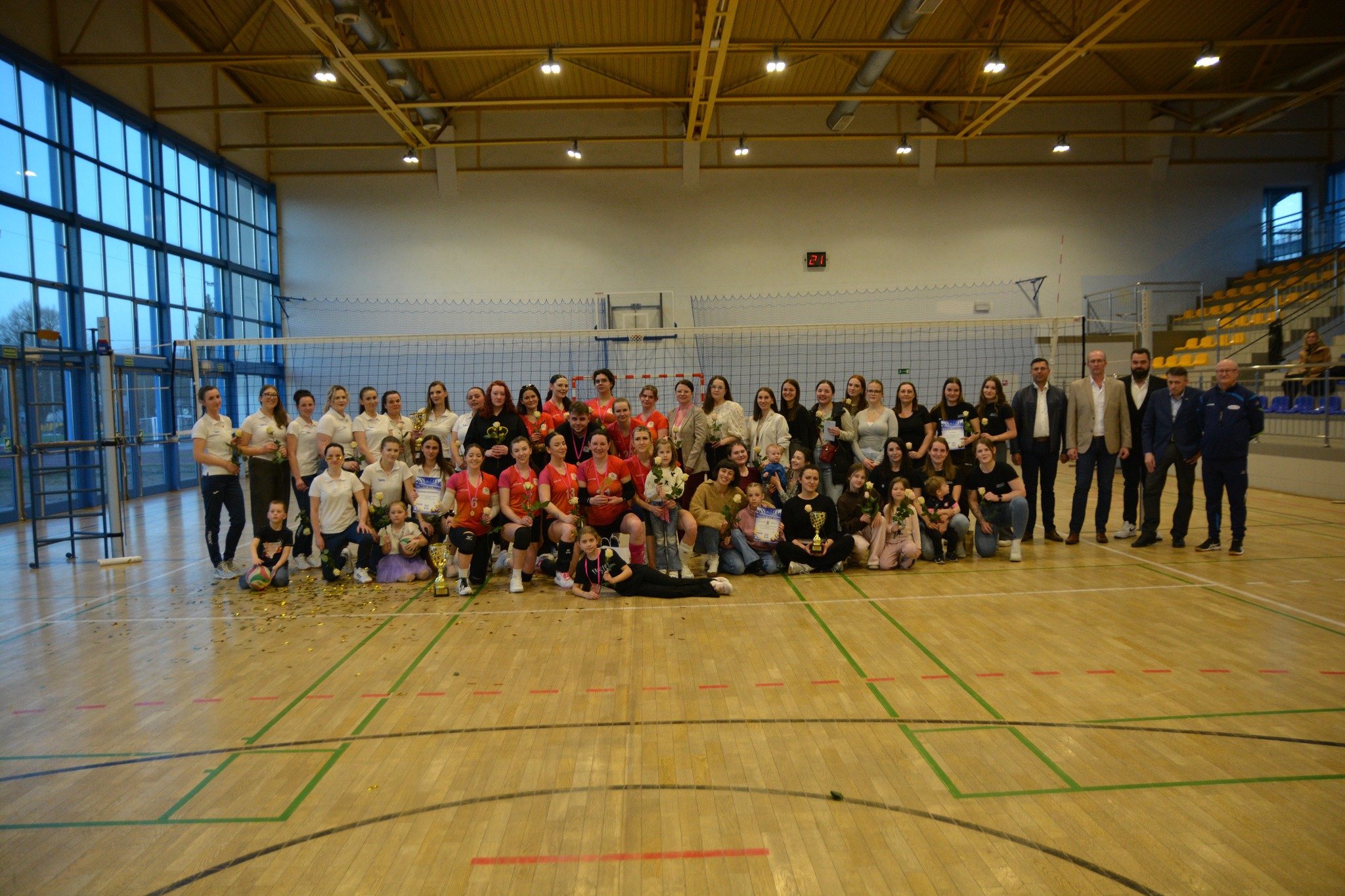 Obraz przedstawiający ALPS Lubaczów: PB Lubaczów mistrzem siatkarskich rozgrywek