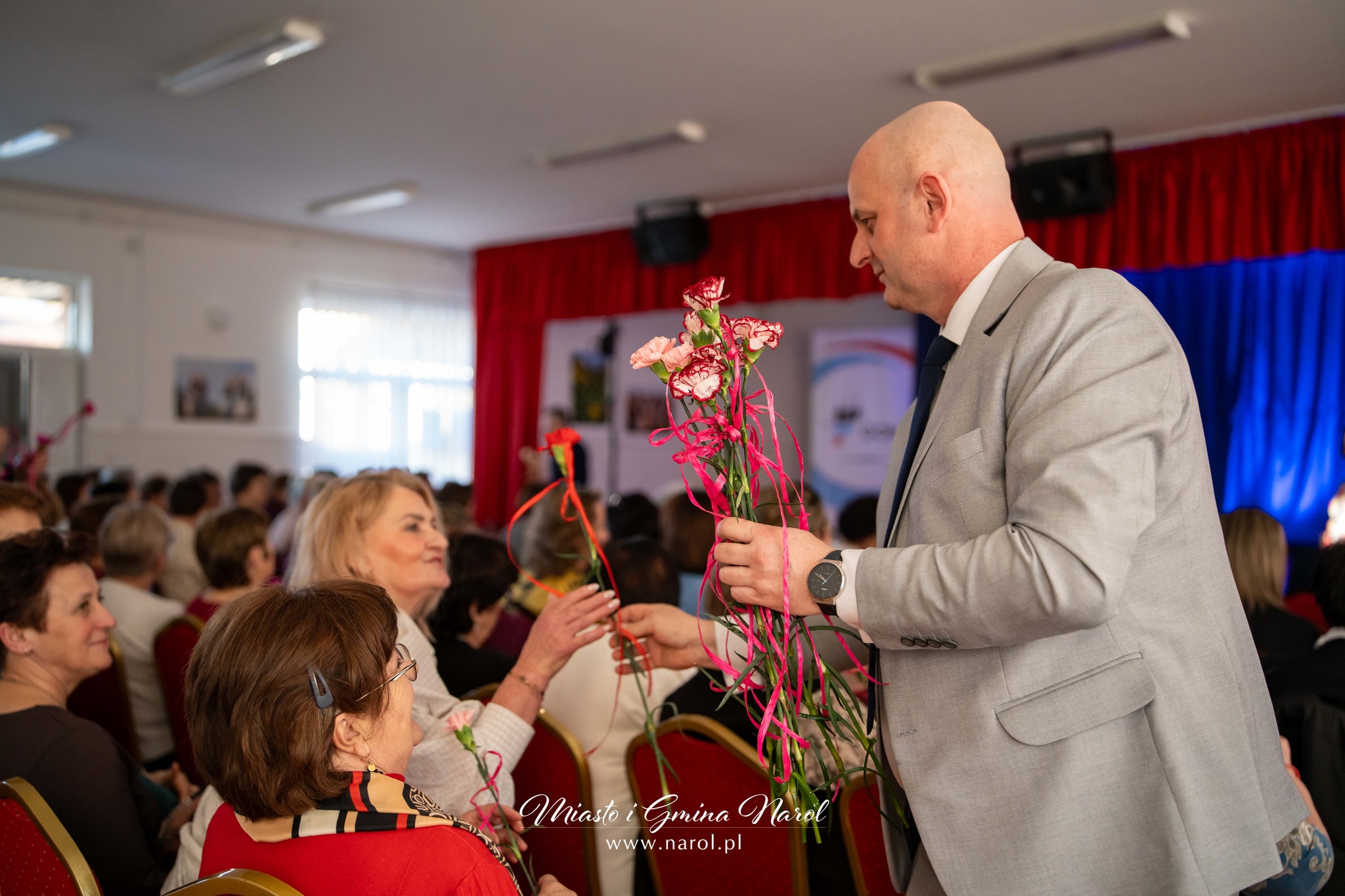 Obraz przedstawiający Wyjątkowe spotkanie z okazji Dnia Kobiet w Narolu [ZDJĘCIA]