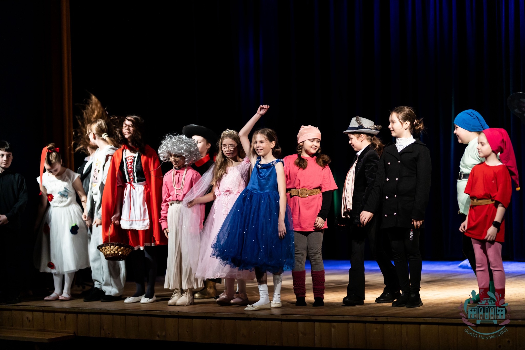 Obraz przedstawiający Pierwszy dzień wiosny w Horyńcu-Zdroju: Spektakle teatralne zamiast wagarów