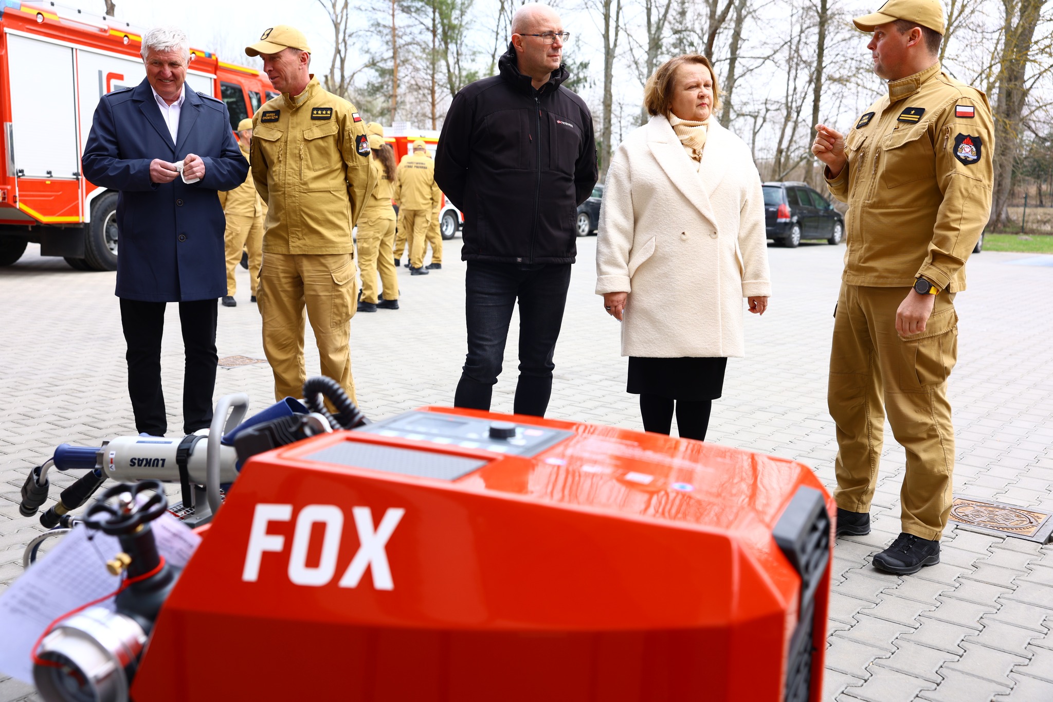 Obraz przedstawiający Nowoczesny sprzęt ratowniczy trafił do strażaków z powiatu lubaczowskiego