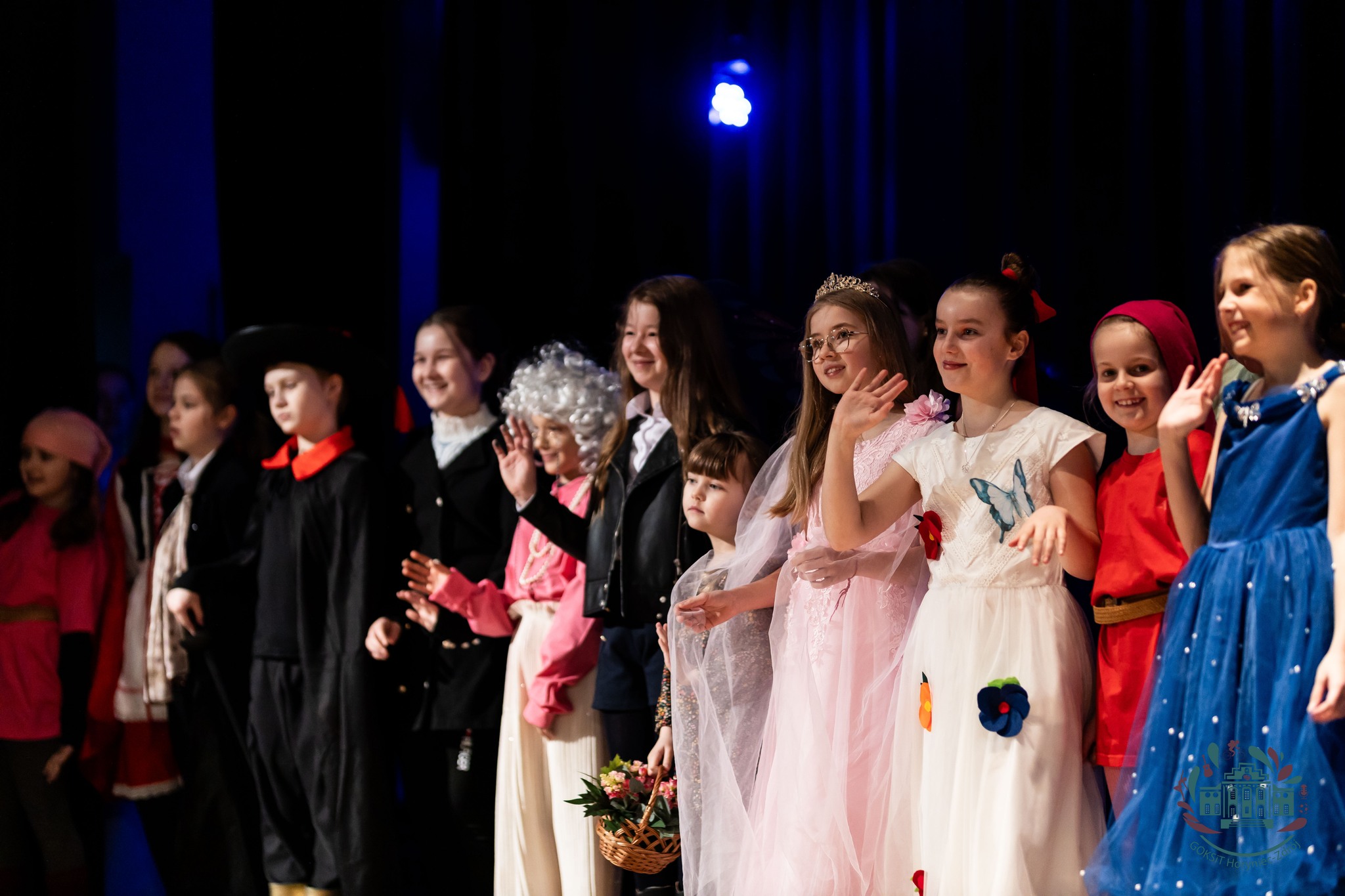 Obraz przedstawiający Pierwszy dzień wiosny w Horyńcu-Zdroju: Spektakle teatralne zamiast wagarów