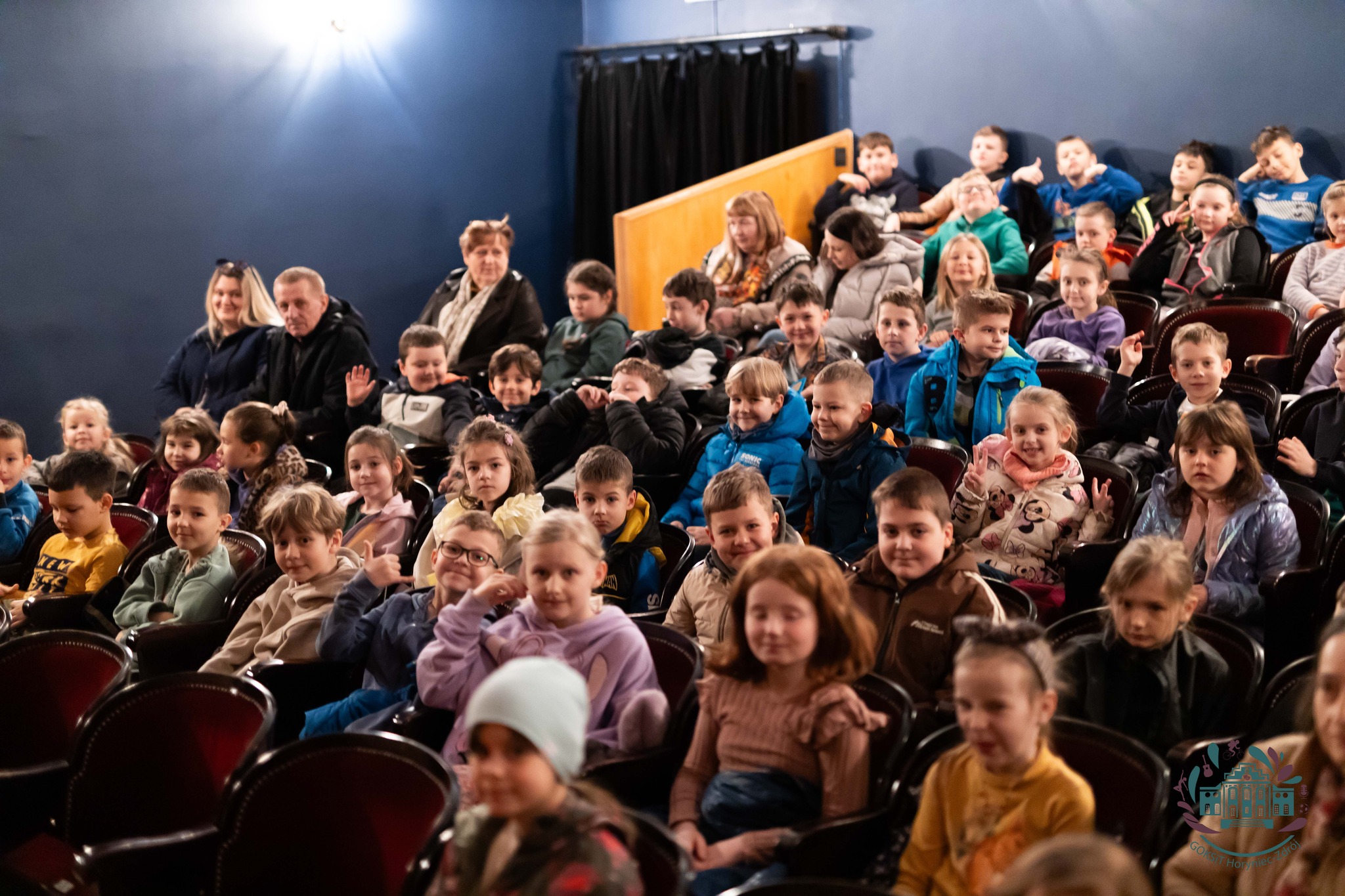 Obraz przedstawiający Pierwszy dzień wiosny w Horyńcu-Zdroju: Spektakle teatralne zamiast wagarów