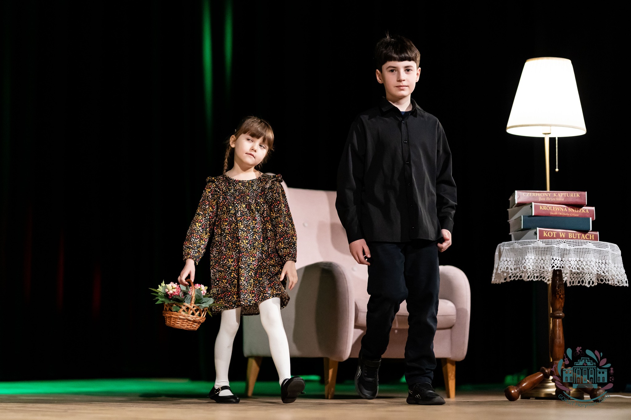 Obraz przedstawiający Pierwszy dzień wiosny w Horyńcu-Zdroju: Spektakle teatralne zamiast wagarów