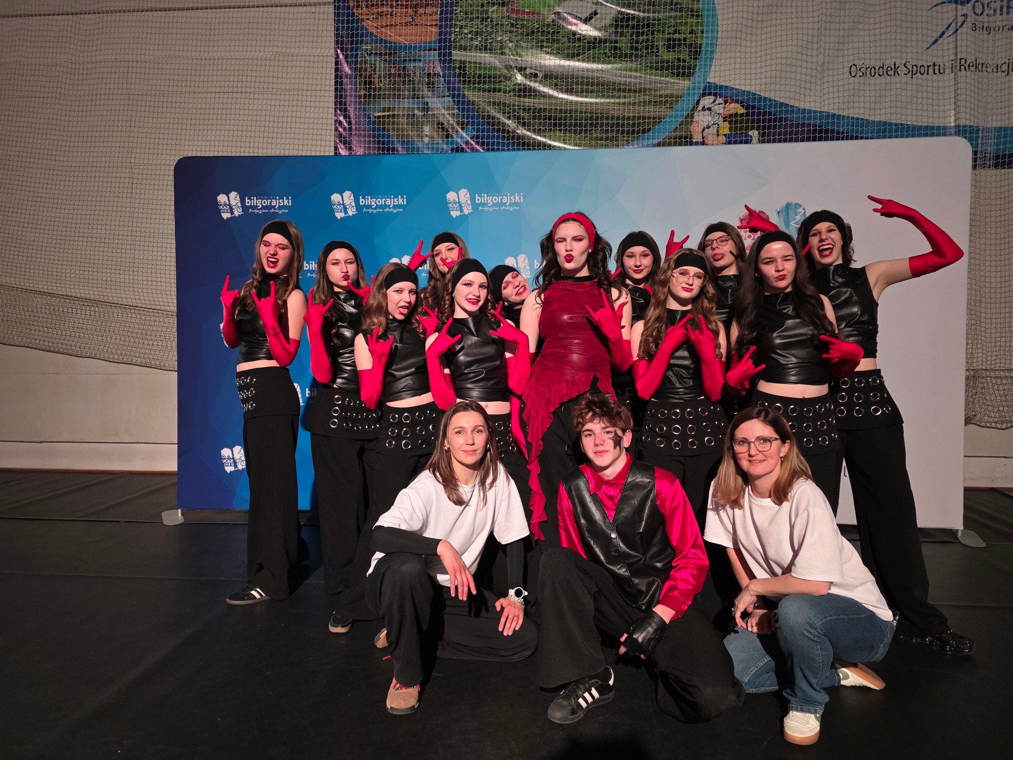 Obraz przedstawiający Wielki sukces tancerzy z Horyńca-Zdroju na ogólnopolskim festiwalu w Biłgoraju