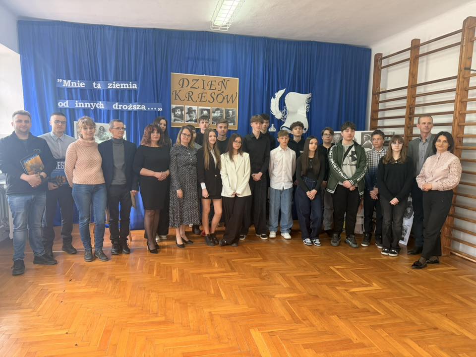 Obraz przedstawiający Gmina Lubaczów: Uczniowie rywalizowali w konkursie wiedzy o Kresach