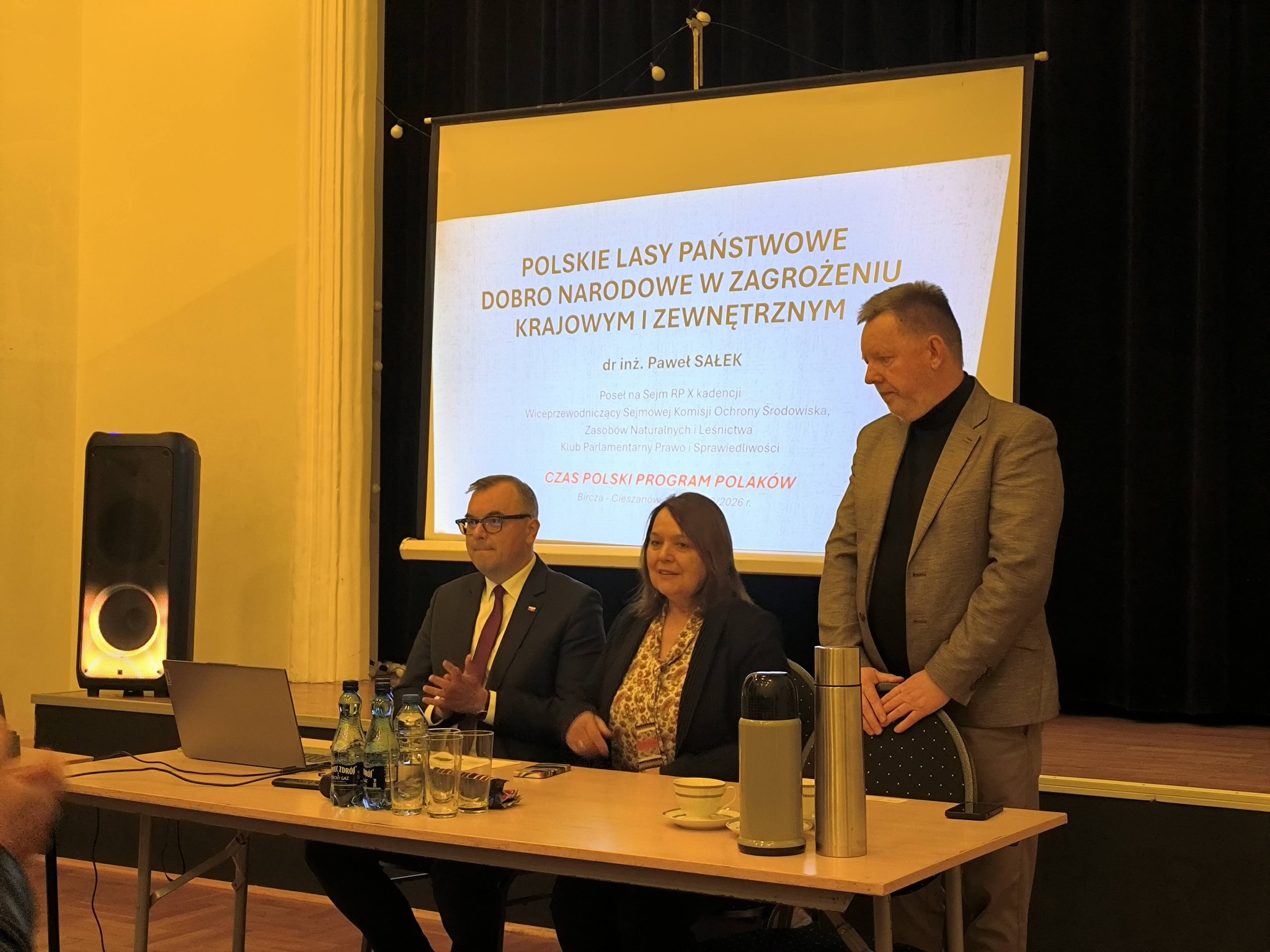 Obraz przedstawiający Cieszanów: Rozmawiali o przyszłości lasów i bezpieczeństwie energetycznym