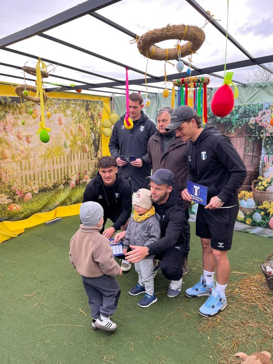 Obraz przedstawiający Wielkanocne pomaganie w Ekomaluchach. Kiermasz dla Michalinki zakończony sukcesem