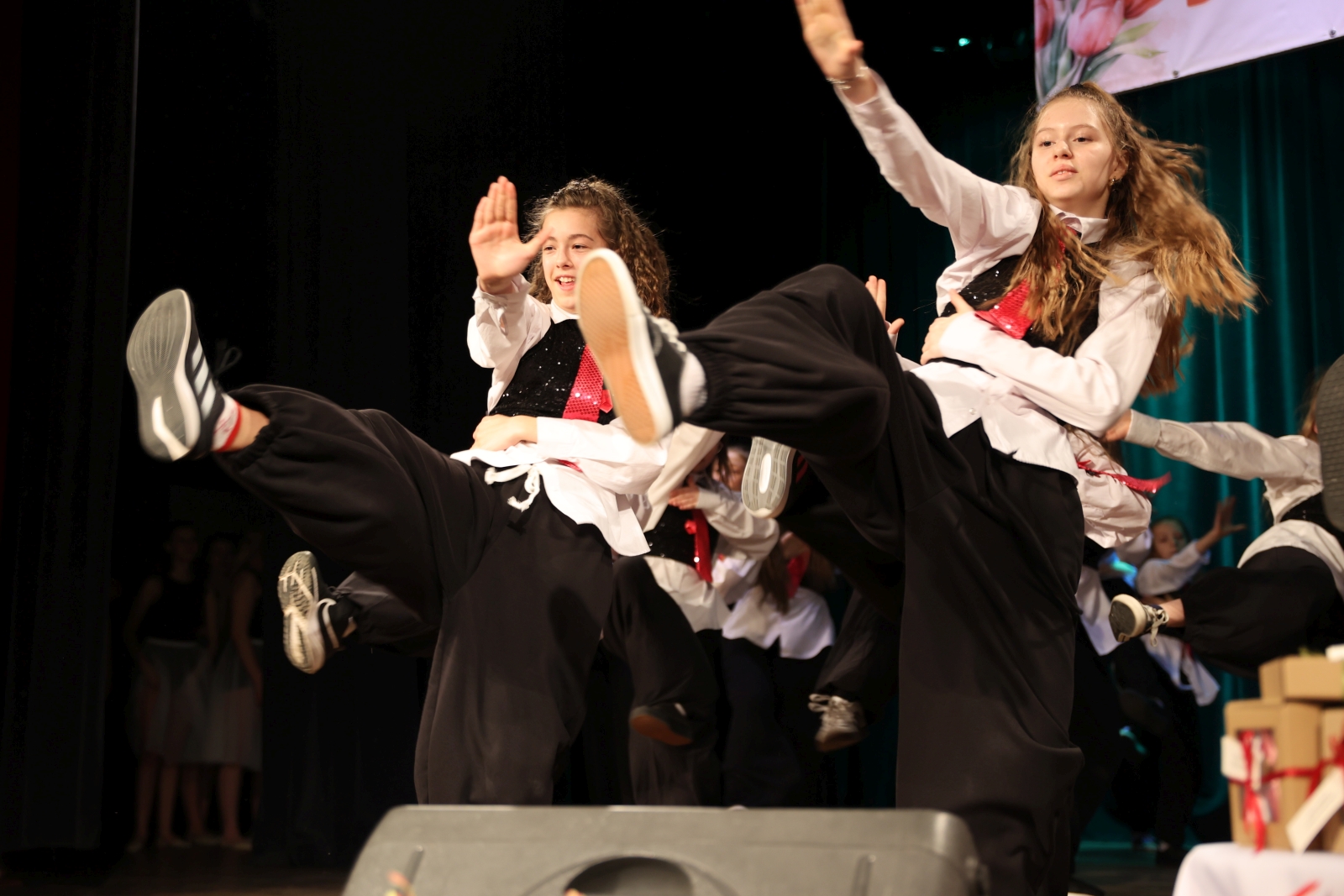 Obraz przedstawiający Powiatowy Dzień Kobiet w Lubaczowie [FOTORELACJA]