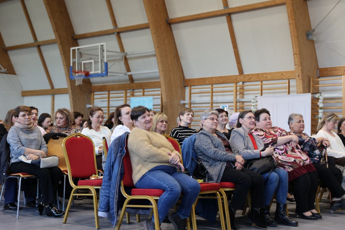 Obraz przedstawiający Udany Wieczór Kobiet w Oleszycach [FOTORELACJA]
