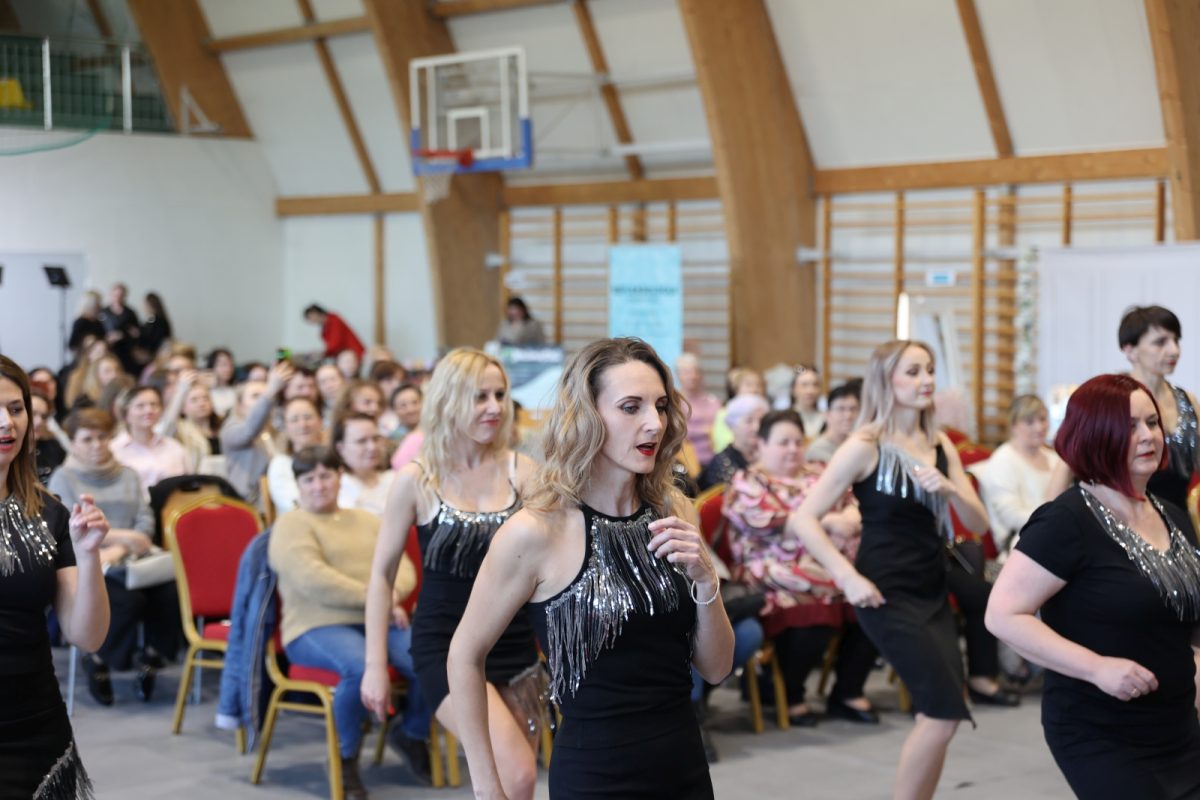 Obraz przedstawiający Udany Wieczór Kobiet w Oleszycach [FOTORELACJA]