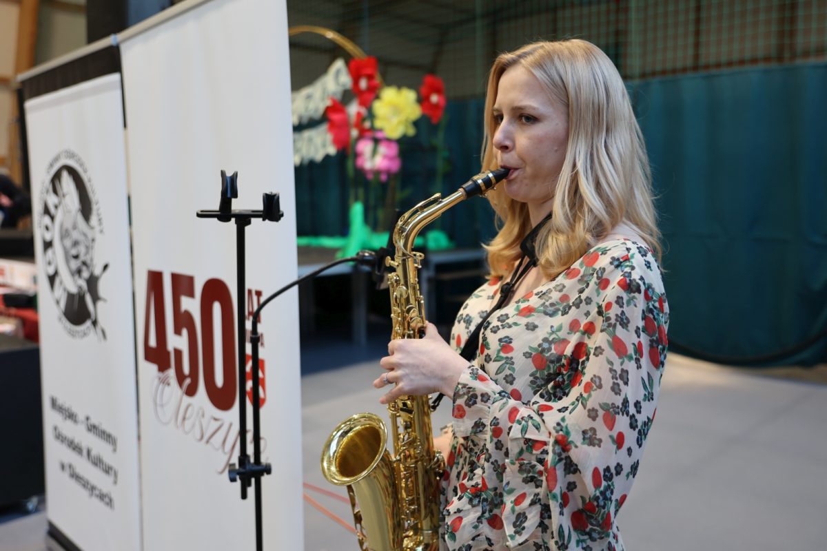 Obraz przedstawiający Udany Wieczór Kobiet w Oleszycach [FOTORELACJA]