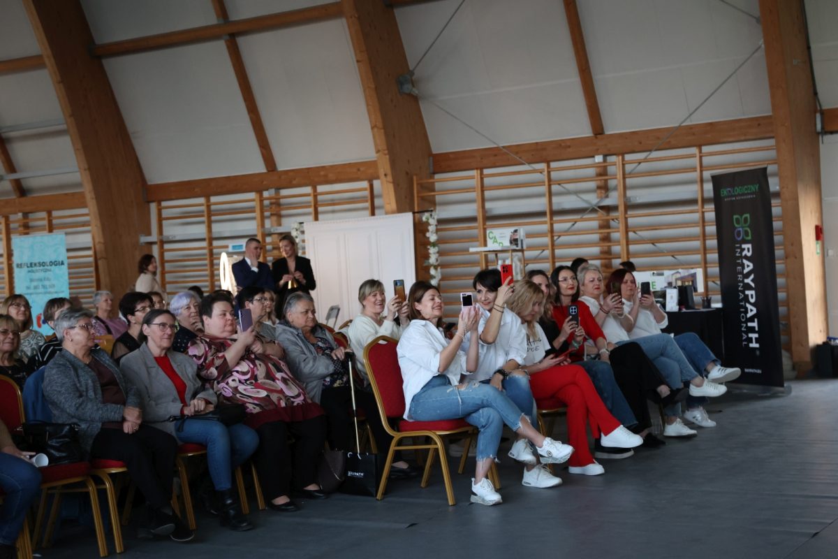 Obraz przedstawiający Udany Wieczór Kobiet w Oleszycach [FOTORELACJA]