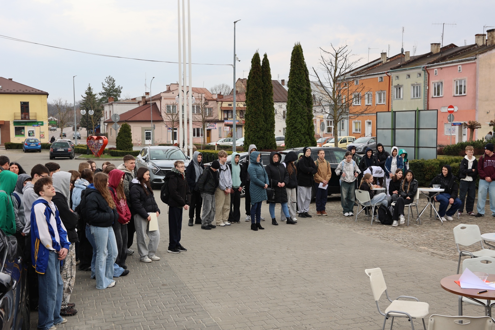 Obraz przedstawiający Na rynku w Oleszycach stanęła instalacja Echo Miasta [ZDJĘCIA]