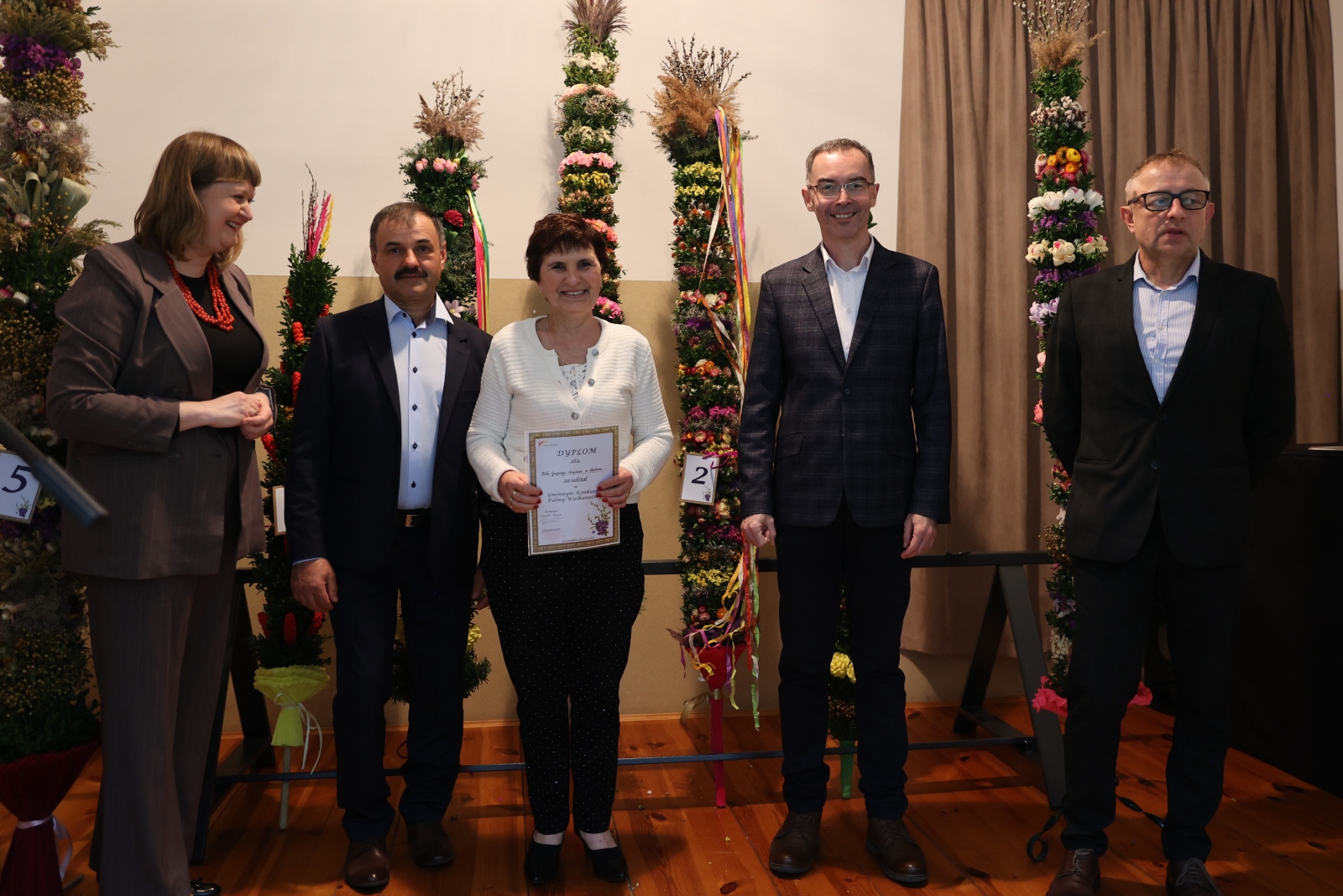 Obraz przedstawiający Znamy laureatów konkursu na "Najpiękniejszą Palmę Wielkanocną" w Gminie Lubaczów