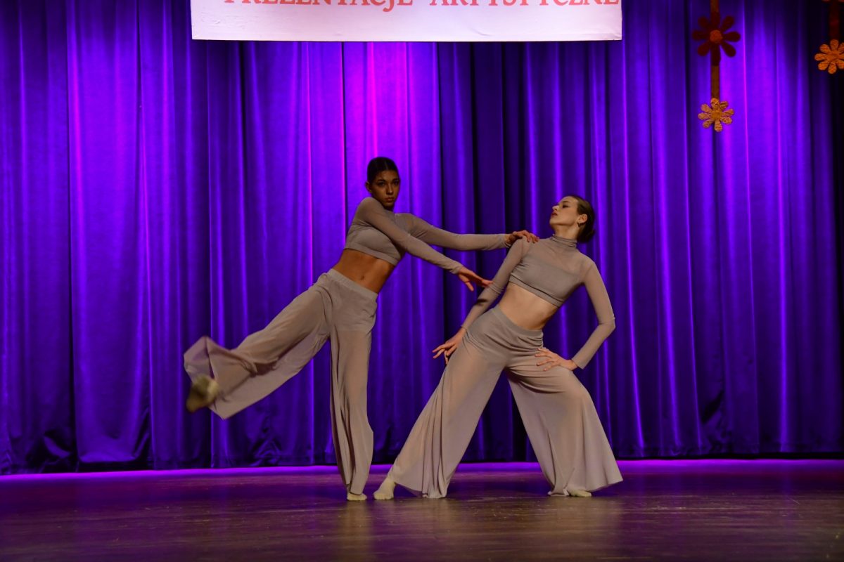 Obraz przedstawiający Znamy zwycięzców powiatowych eliminacji Szkolnych Prezentacji Artystycznych [ZDJĘCIA]