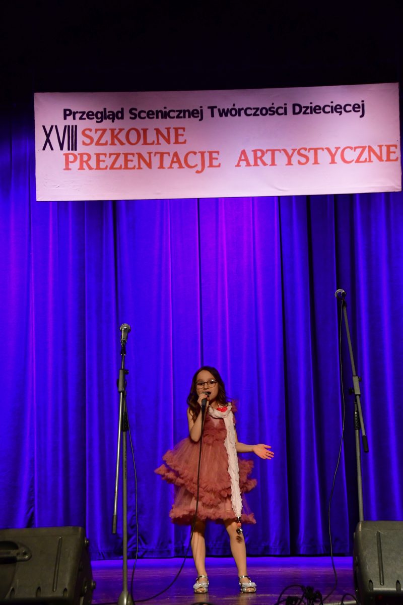 Obraz przedstawiający Znamy zwycięzców powiatowych eliminacji Szkolnych Prezentacji Artystycznych [ZDJĘCIA]