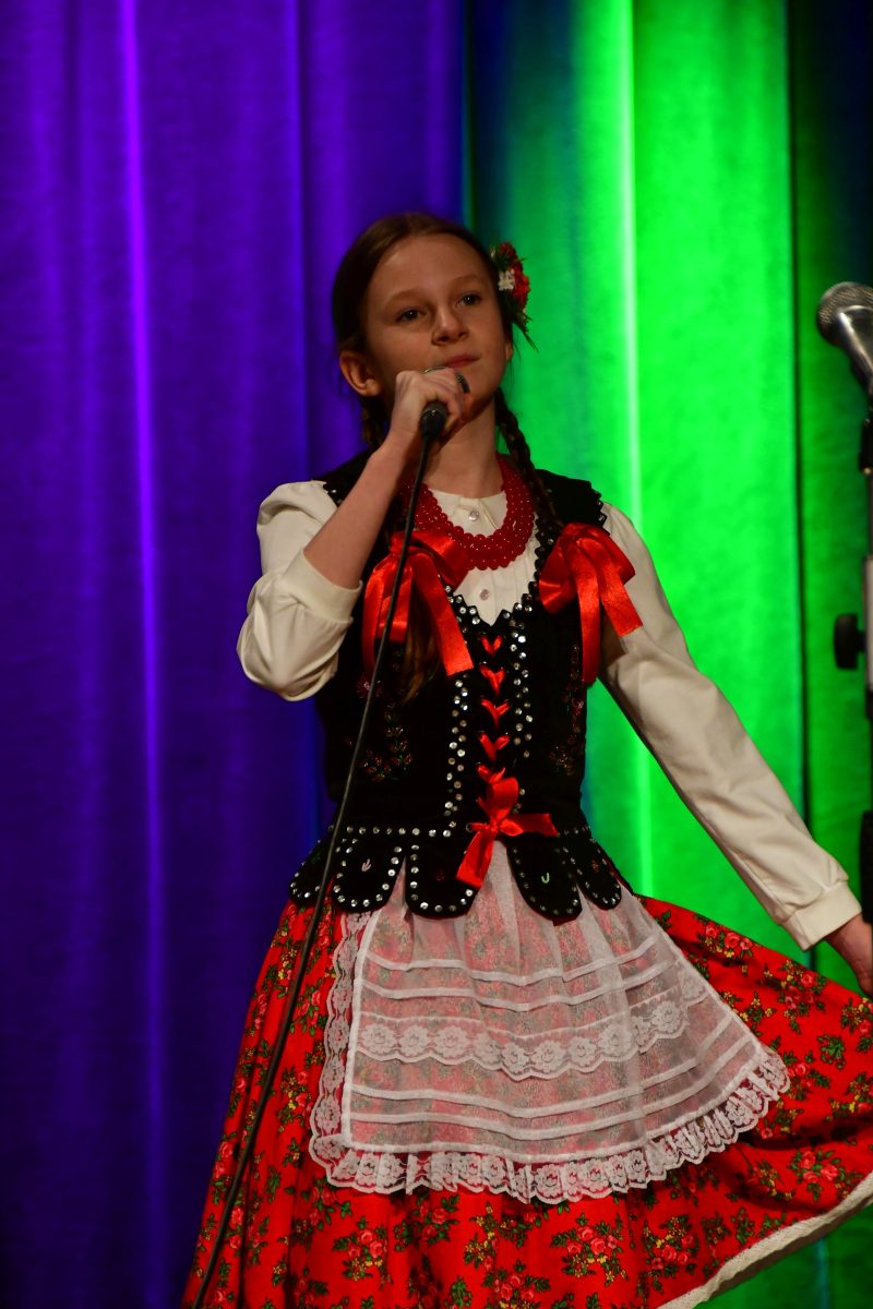 Obraz przedstawiający Znamy zwycięzców powiatowych eliminacji Szkolnych Prezentacji Artystycznych [ZDJĘCIA]