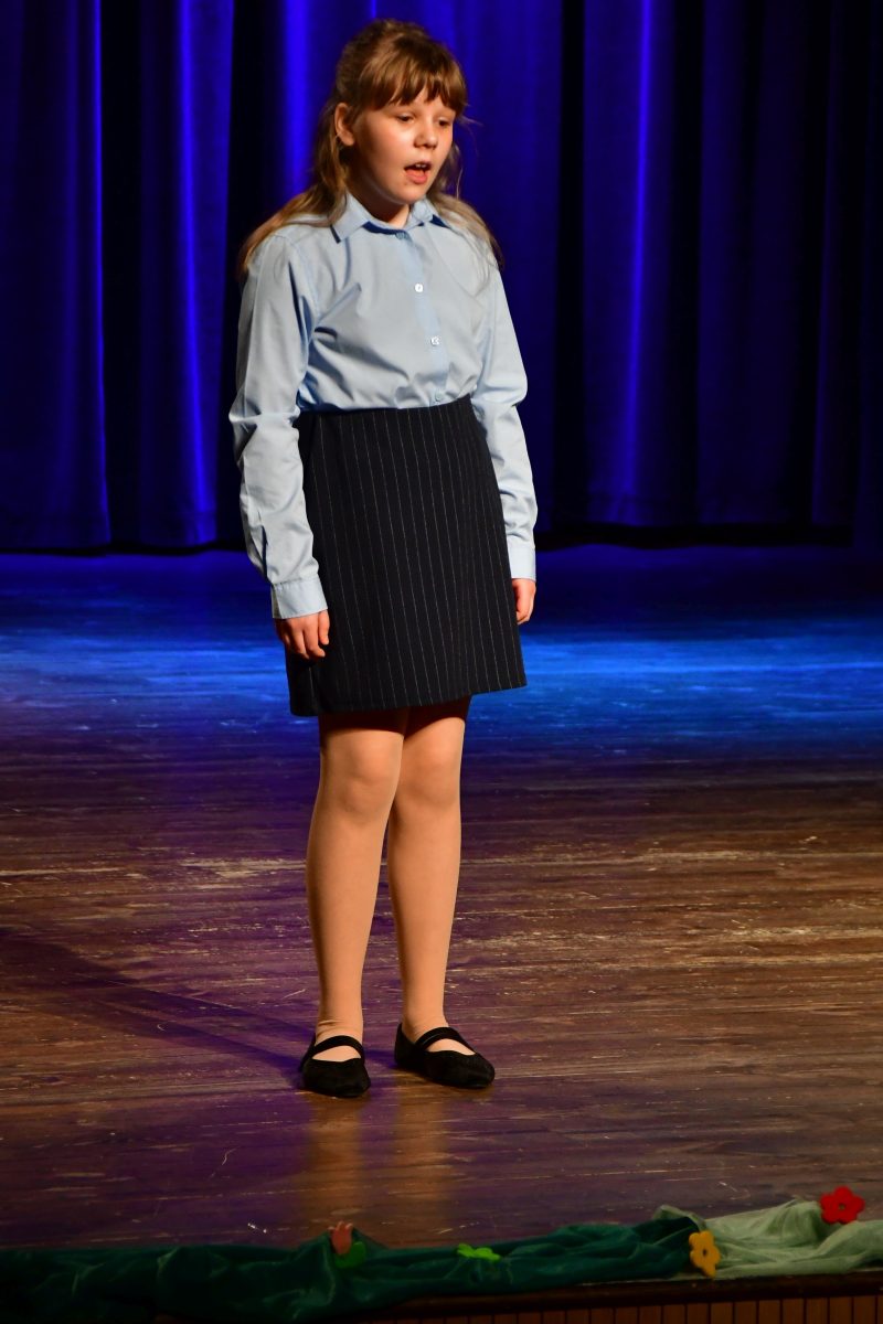 Obraz przedstawiający Wyłoniono najlepszych recytatorów w powiecie. Za nami konkurs "Życie to nie teatr"