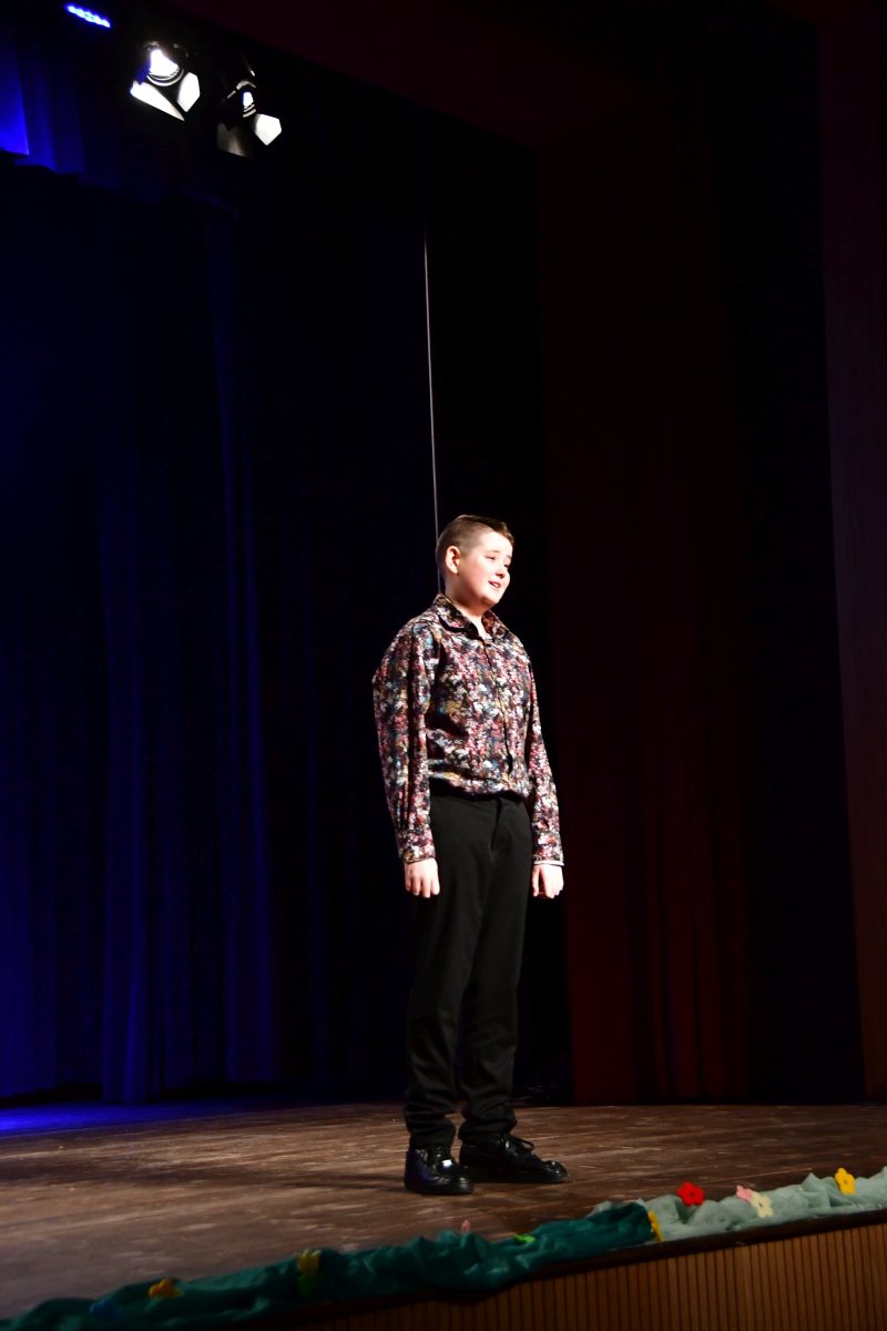 Obraz przedstawiający Wyłoniono najlepszych recytatorów w powiecie. Za nami konkurs "Życie to nie teatr"