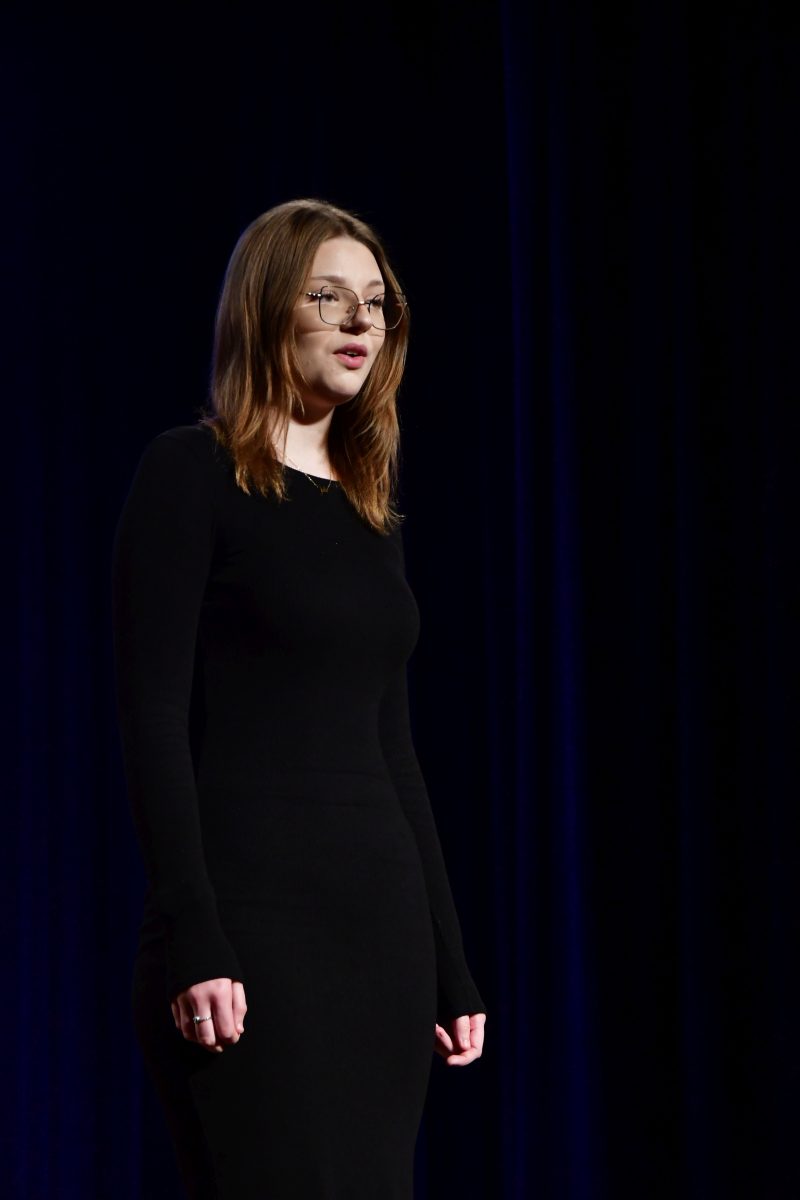 Obraz przedstawiający Wyłoniono najlepszych recytatorów w powiecie. Za nami konkurs "Życie to nie teatr"